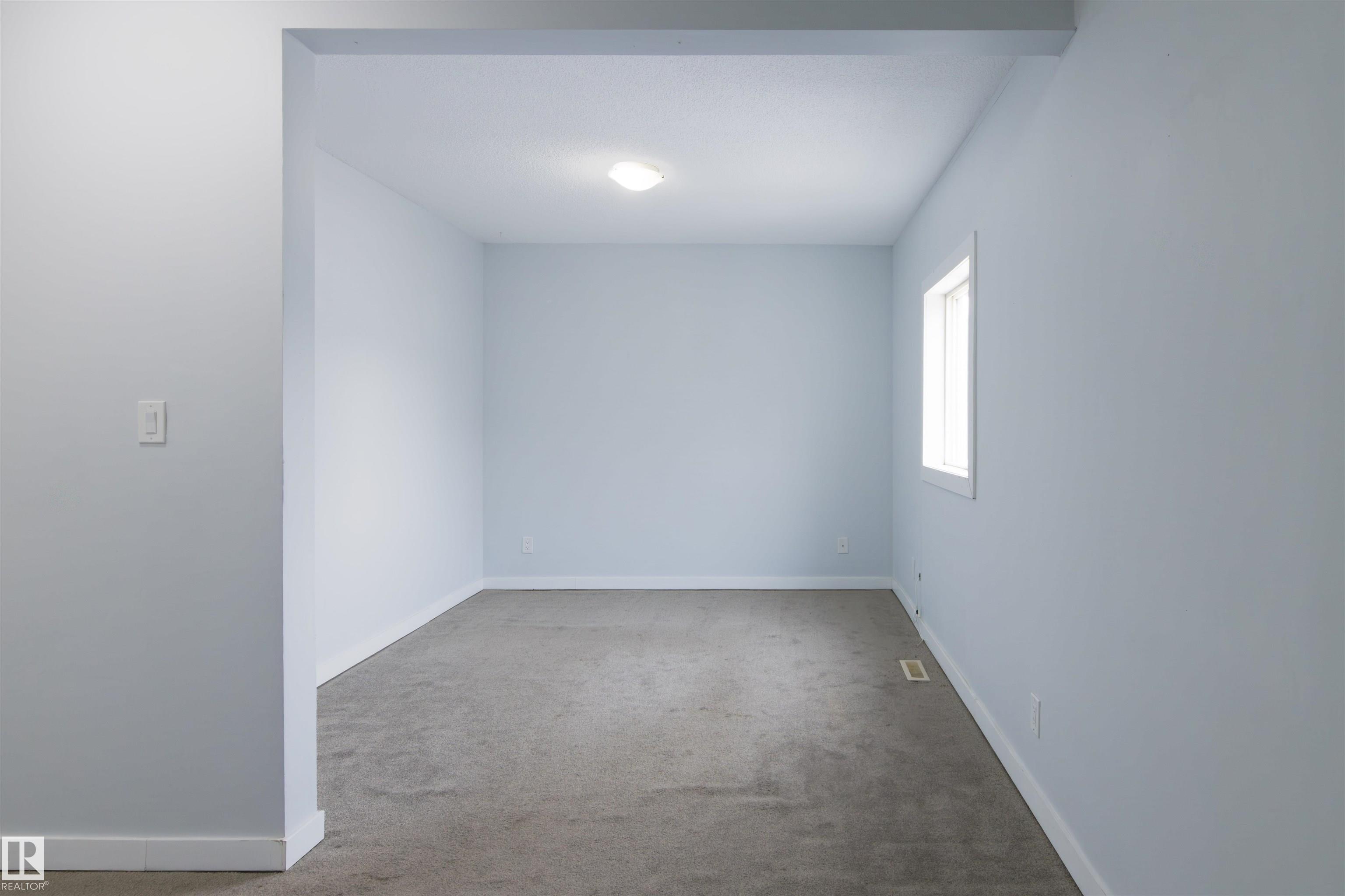 Fifth View of 11029 95 Street, Mccauley, Edmonton, Alberta, T5H 2E9