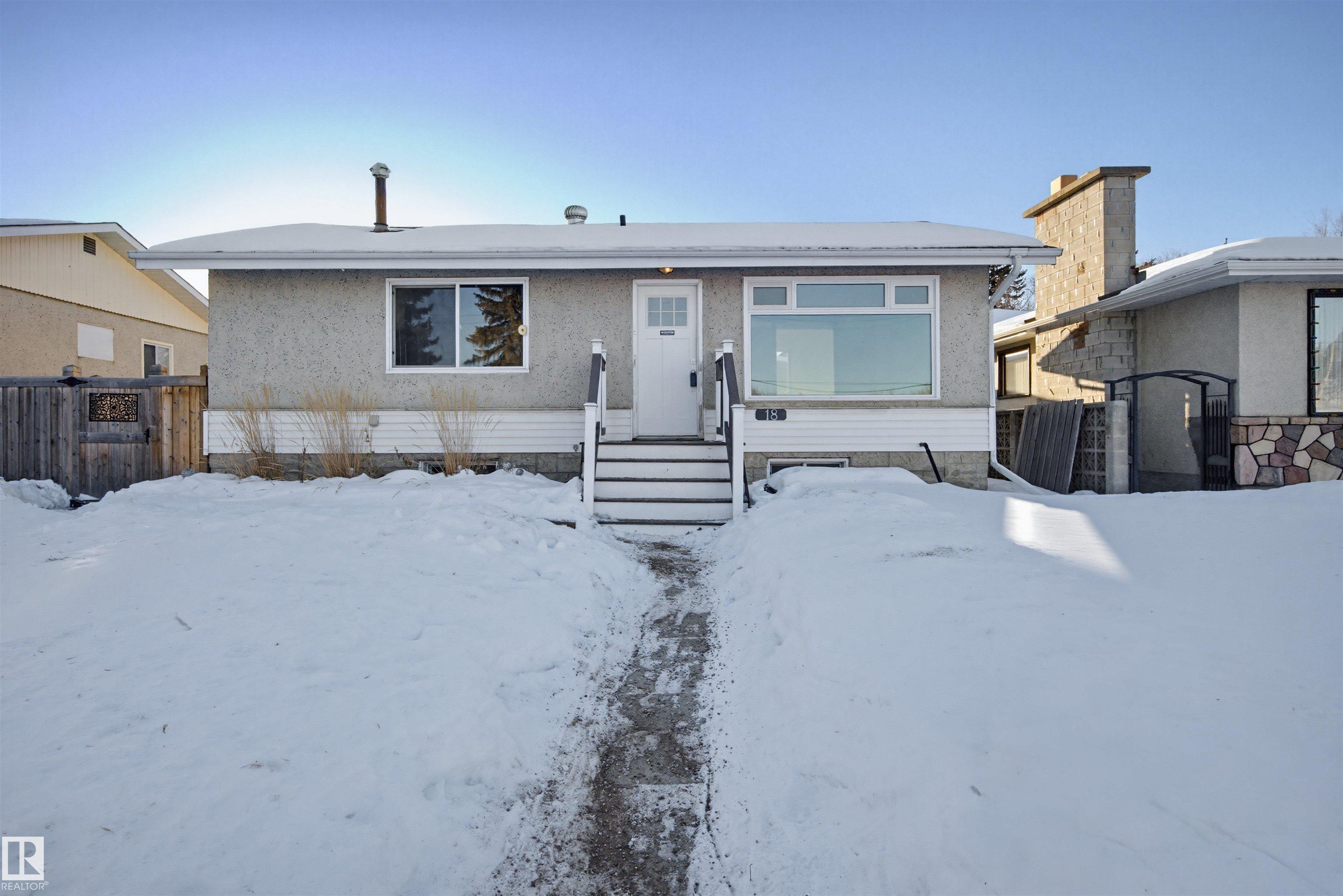 18 MOUNT ROYAL Drive, E4470912, Alberta,