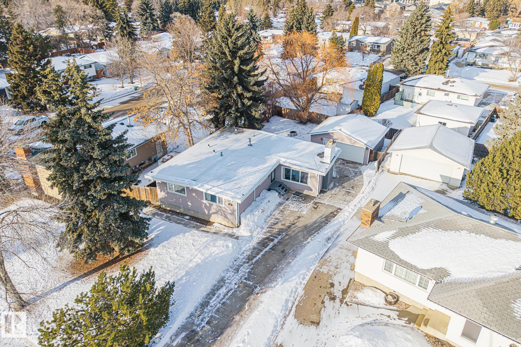 4 GRAVENHURST Crescent, E4470986, Alberta,