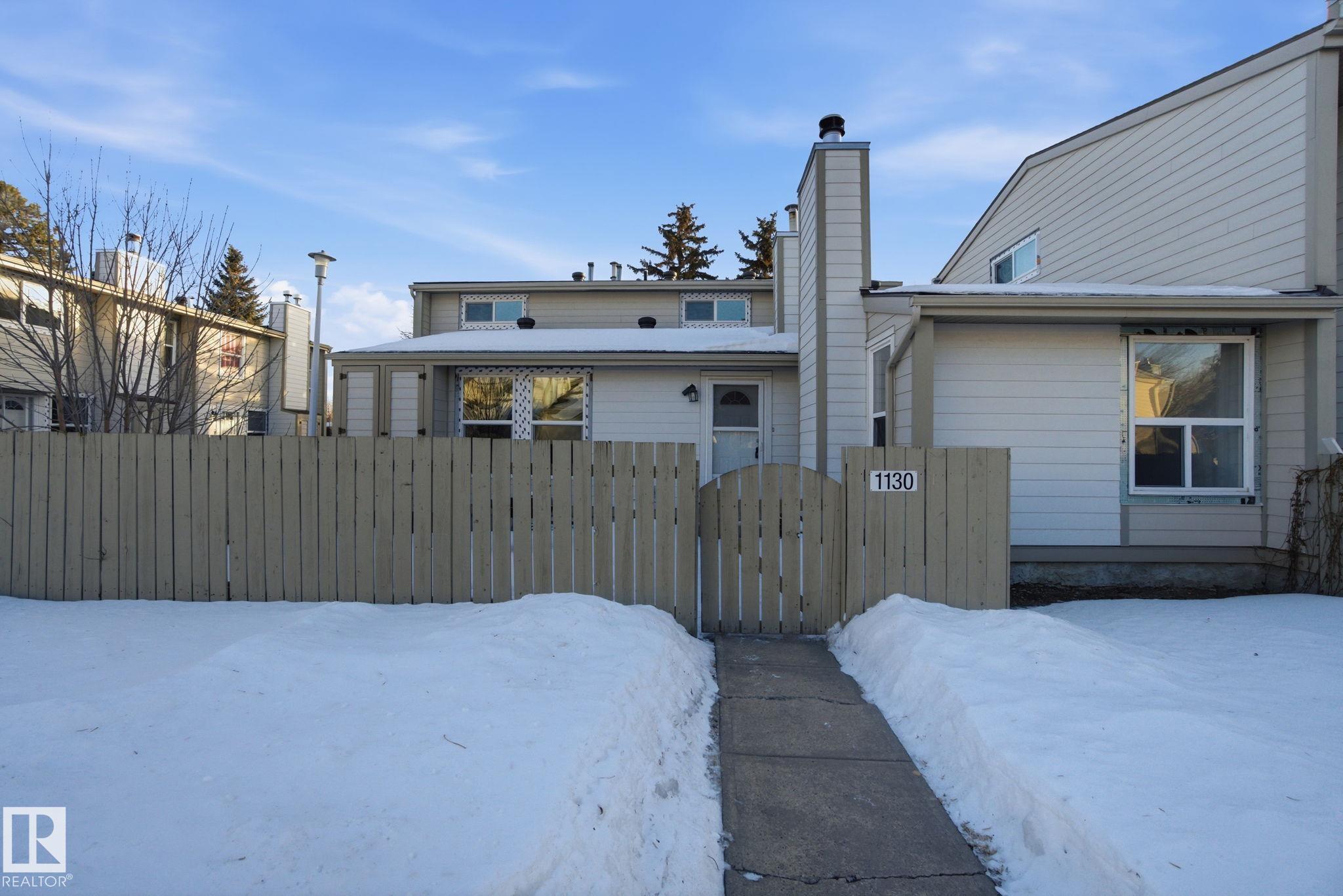 Second View of 1130 KNOTTWOOD Road E, Ekota, Edmonton, Alberta, T6K 2J8