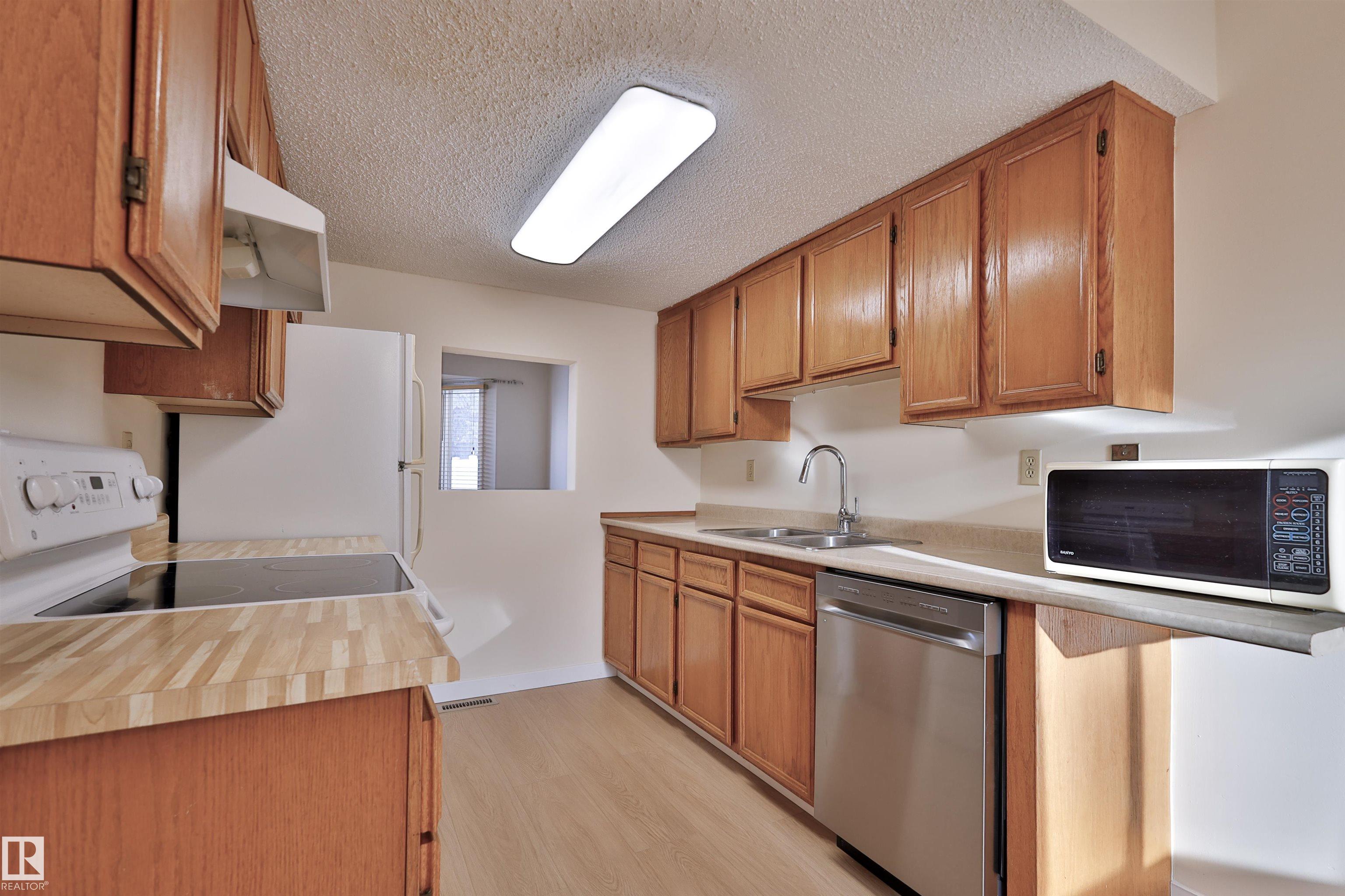 51 10453 20 Avenue, E4471042, Alberta,