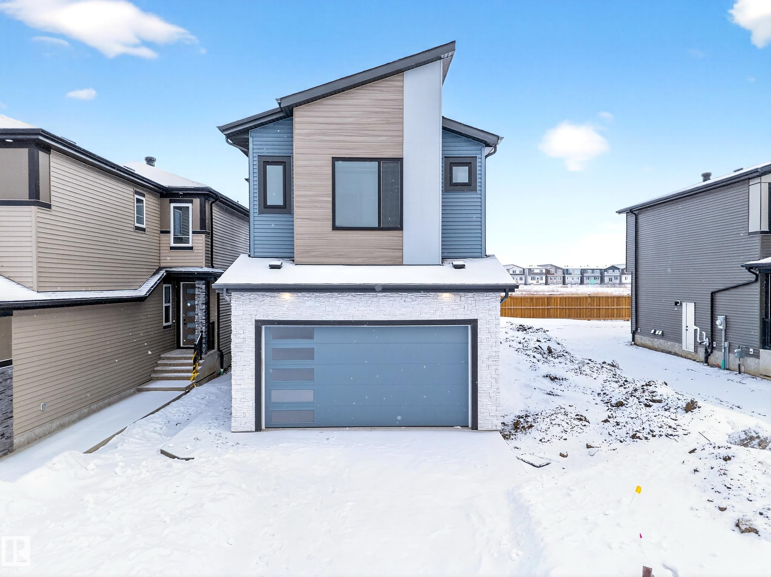 111 28 Street, E4471044, Alberta,