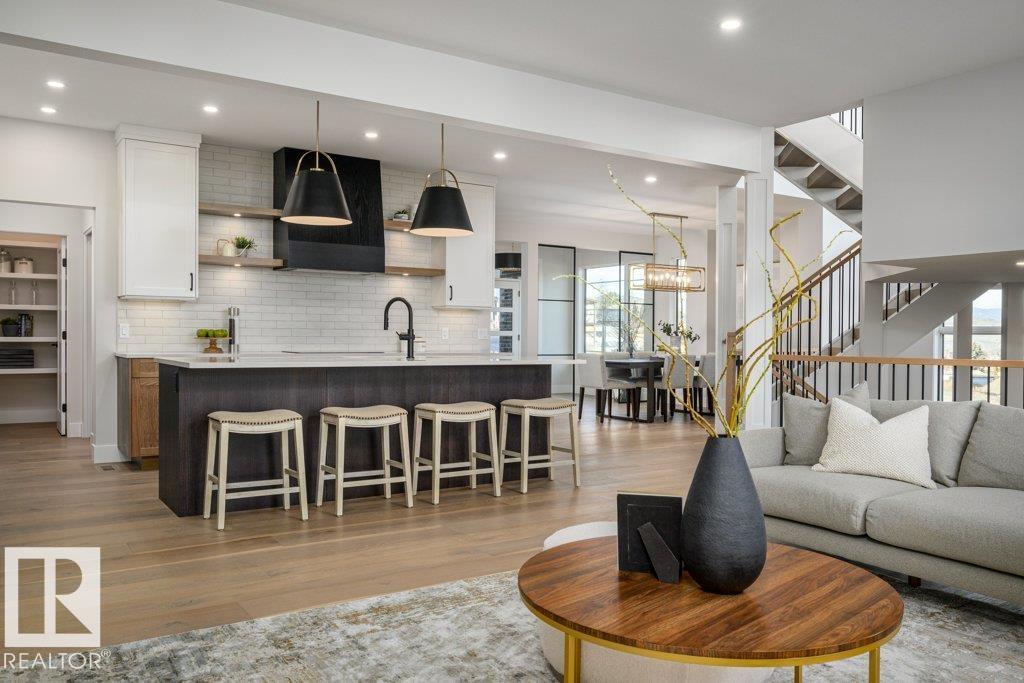 4640 Chegwin Wynd SW, E4471097, Alberta,