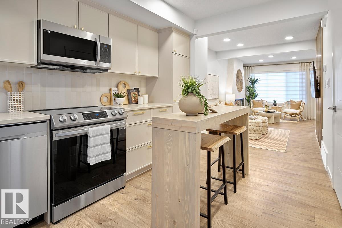 Fifth View of 206 MARQUIS Boulevard, Marquis, Edmonton, Alberta, T5Y 4E7