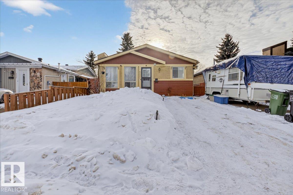 Second View of 4427 32A Avenue, Weinlos, Edmonton, Alberta, T6T 0Y6