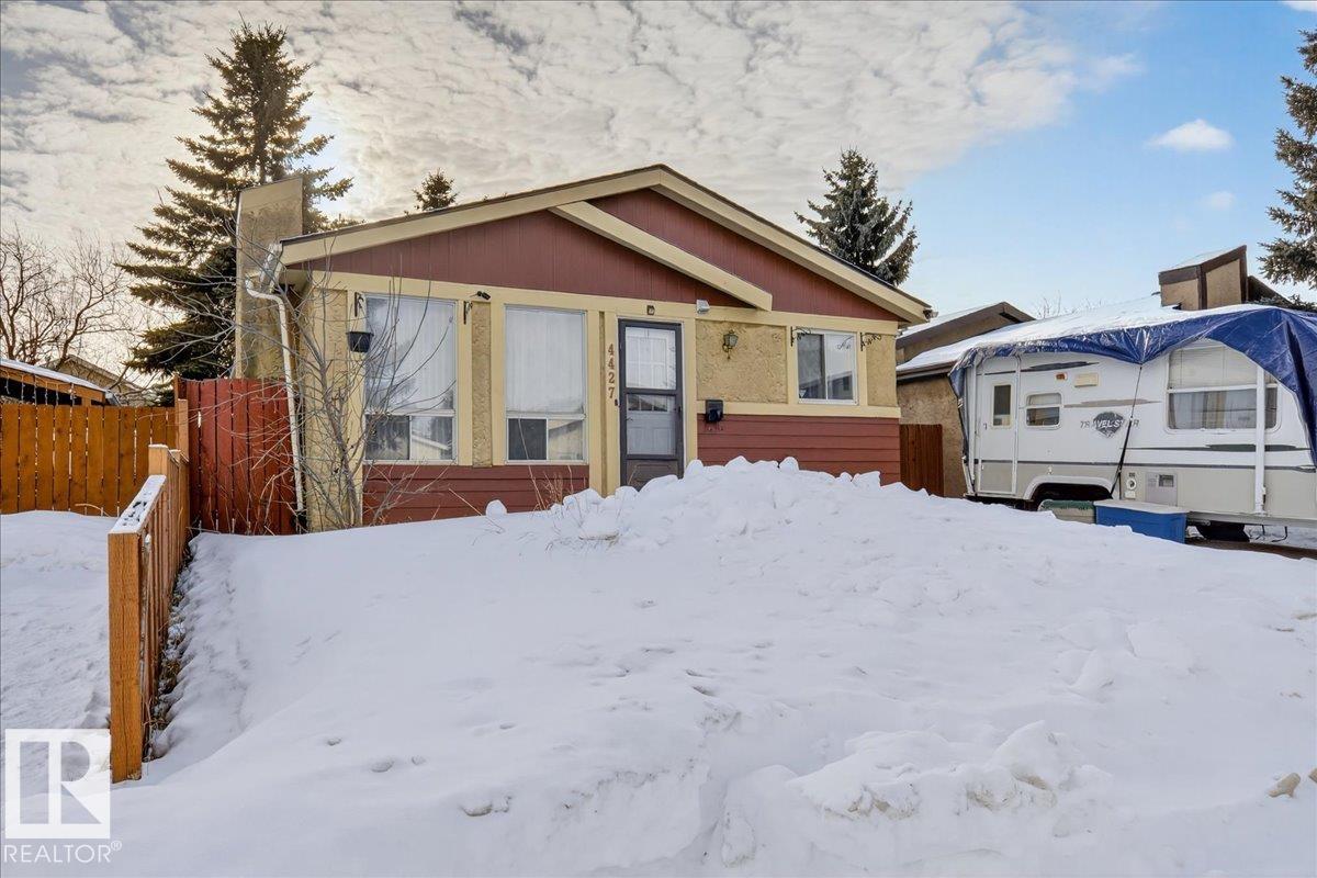 Fifth View of 4427 32A Avenue, Weinlos, Edmonton, Alberta, T6T 0Y6