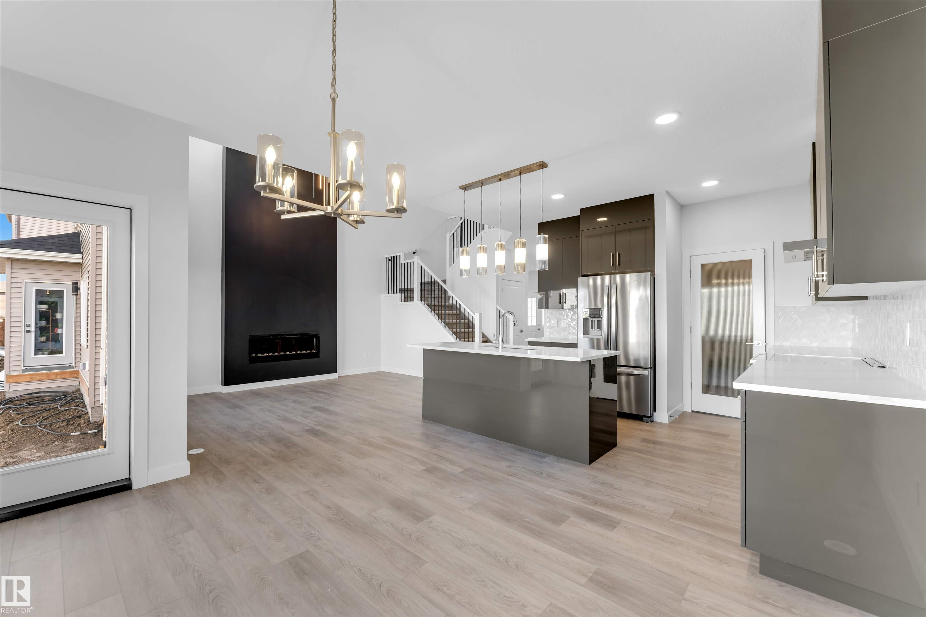 Fourth View of 935 18 Avenue, Aster, Edmonton, Alberta, T6T 2X3