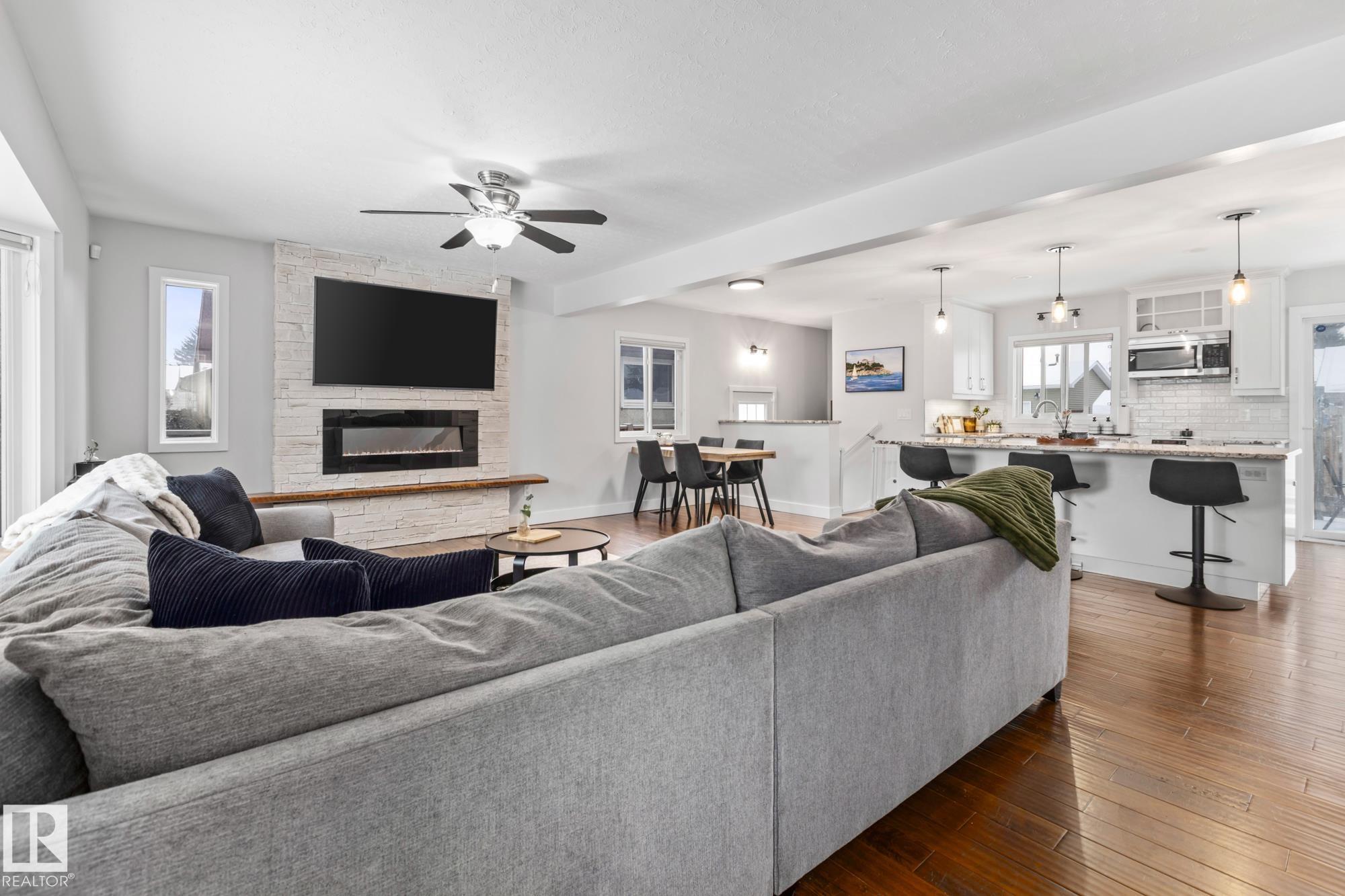 Third View of 4303 106 Avenue, Gold Bar, Edmonton, Alberta, T6A 1E1