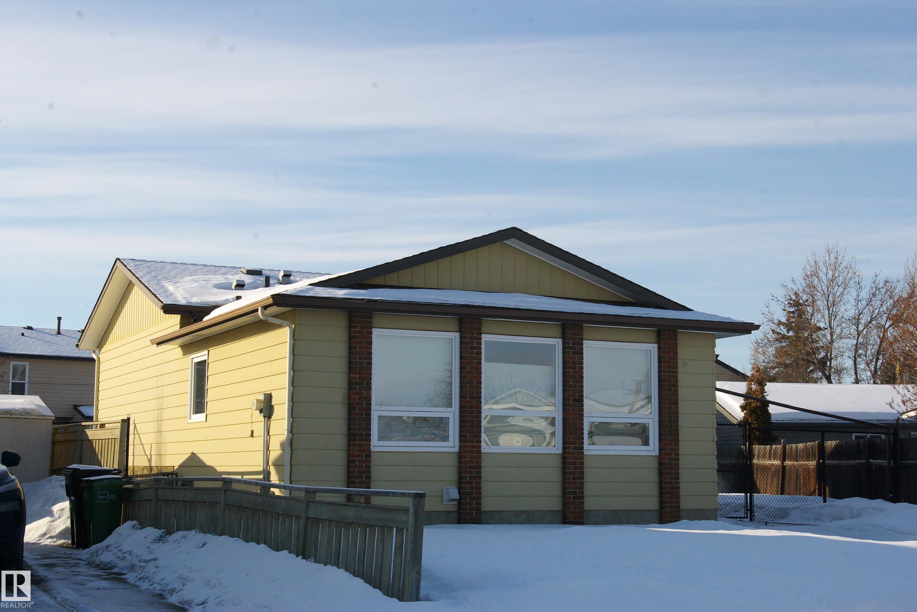 168 WARWICK Road, E4471443, Alberta,