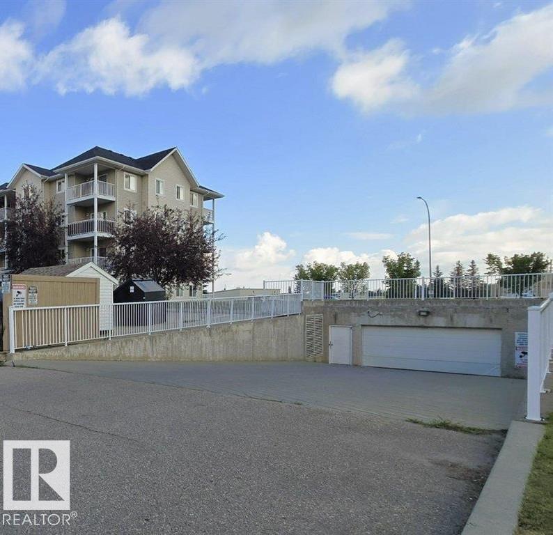 Third View of 411 4309 33 Street, South Business Park, Stony Plain, Alberta, T7Z 0C4
