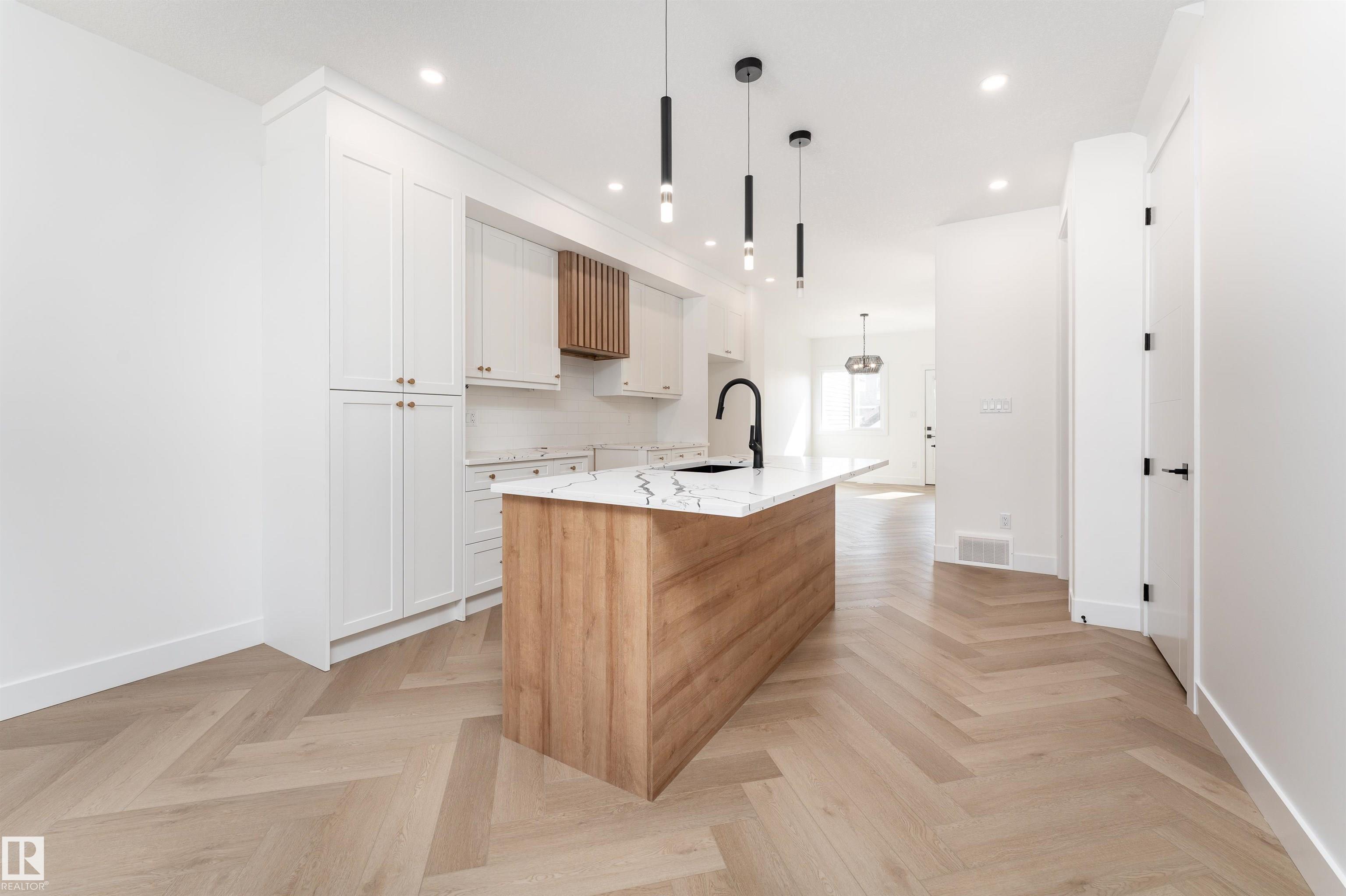 Third View of 3127 Magpie Way, Starling, Edmonton, Alberta, T5S 0V3