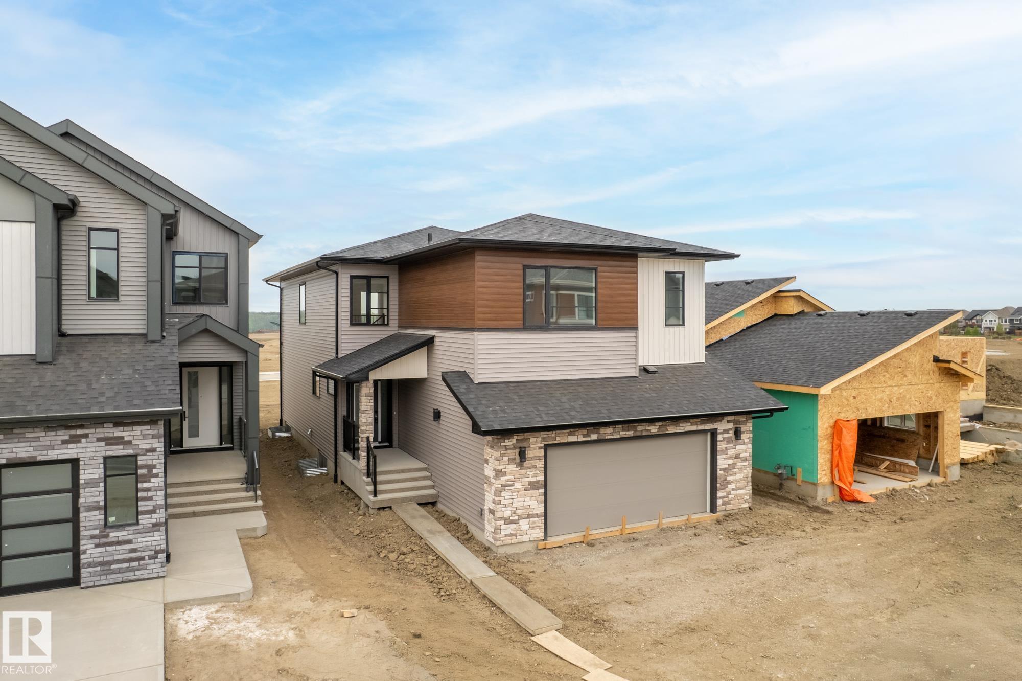 Second View of 7095 KIVIAQ Crescent, Keswick, Edmonton, Alberta, T6W 5N7