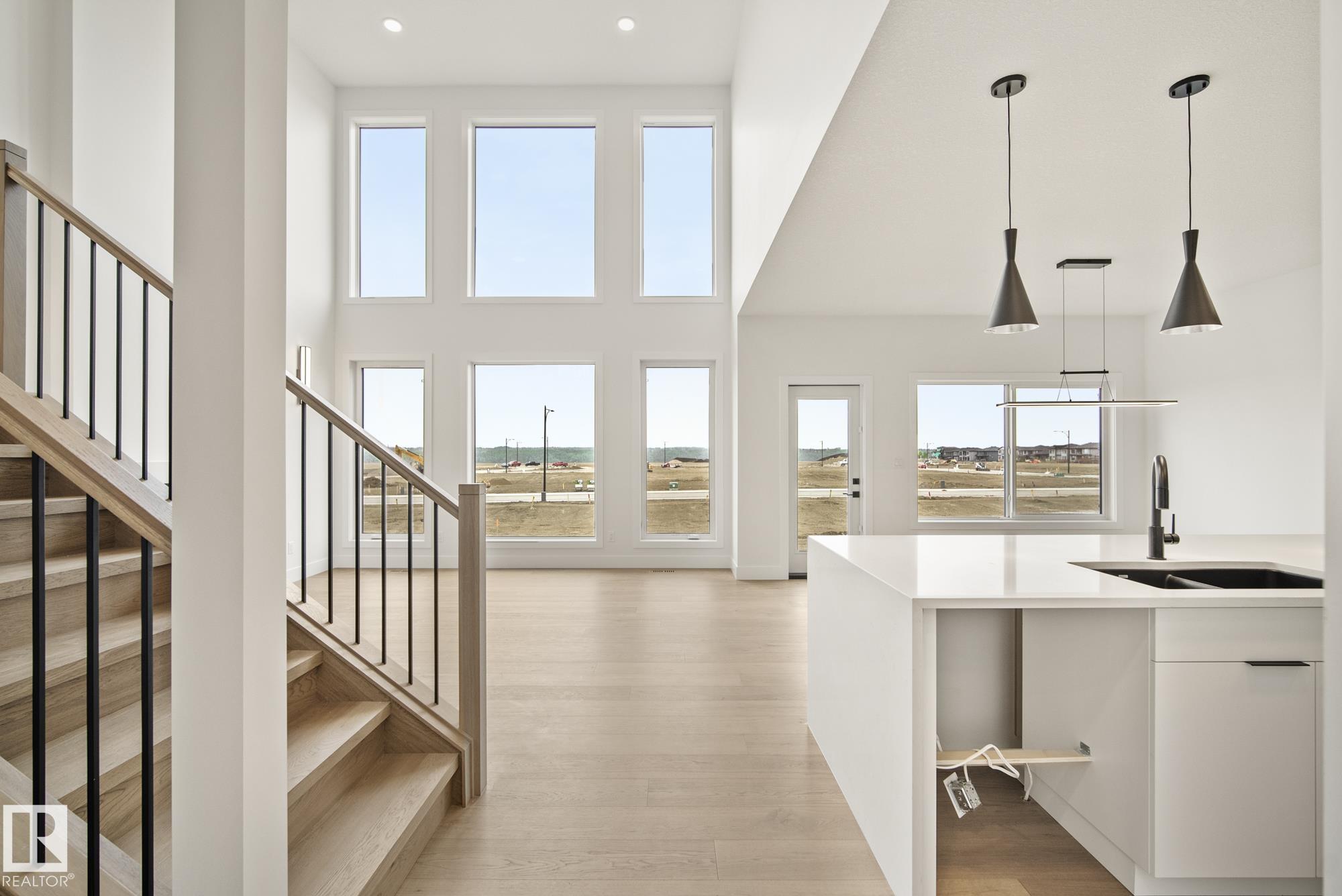 Fifth View of 7095 KIVIAQ Crescent, Keswick, Edmonton, Alberta, T6W 5N7