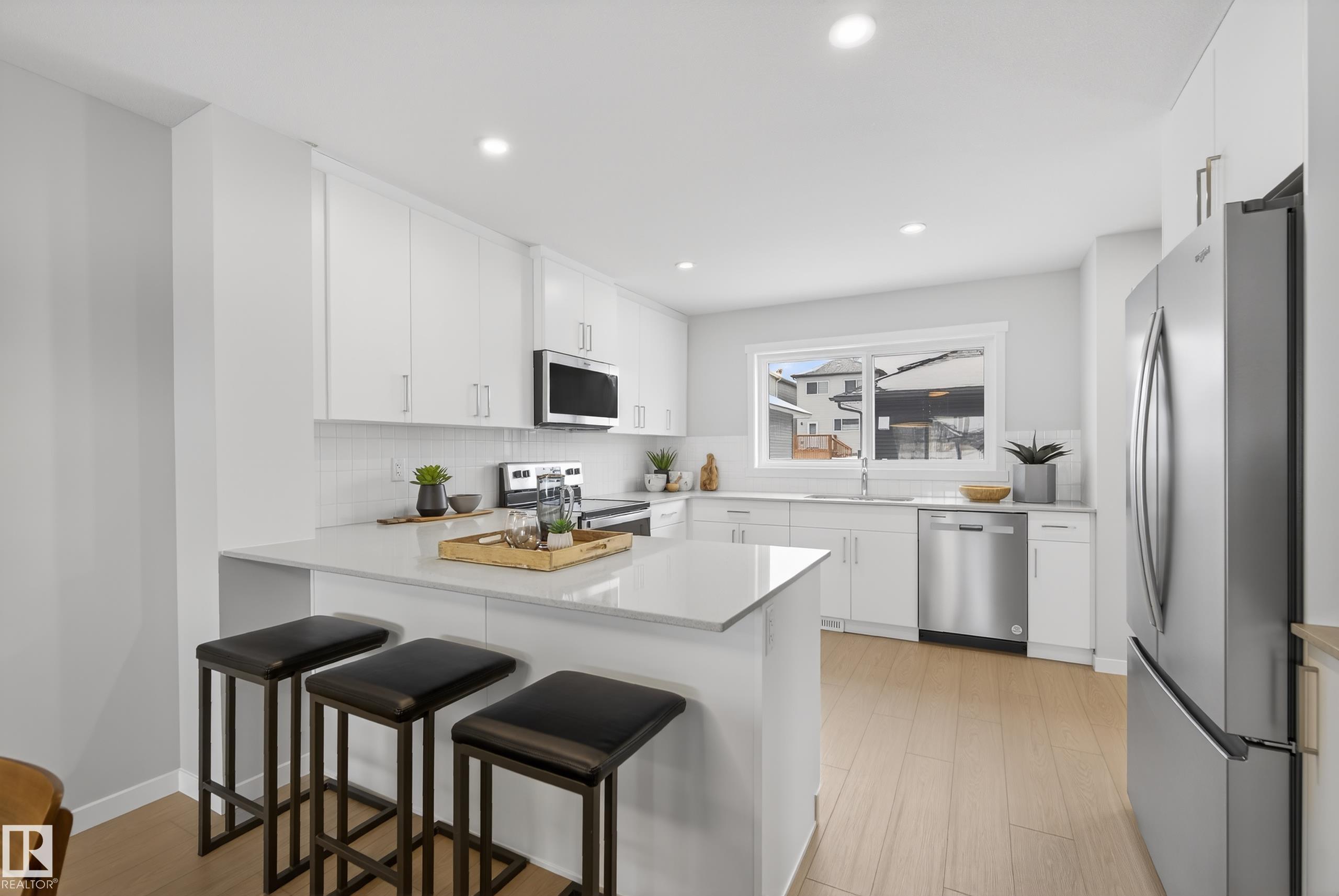 17672 69A Street, E4471619, Alberta,