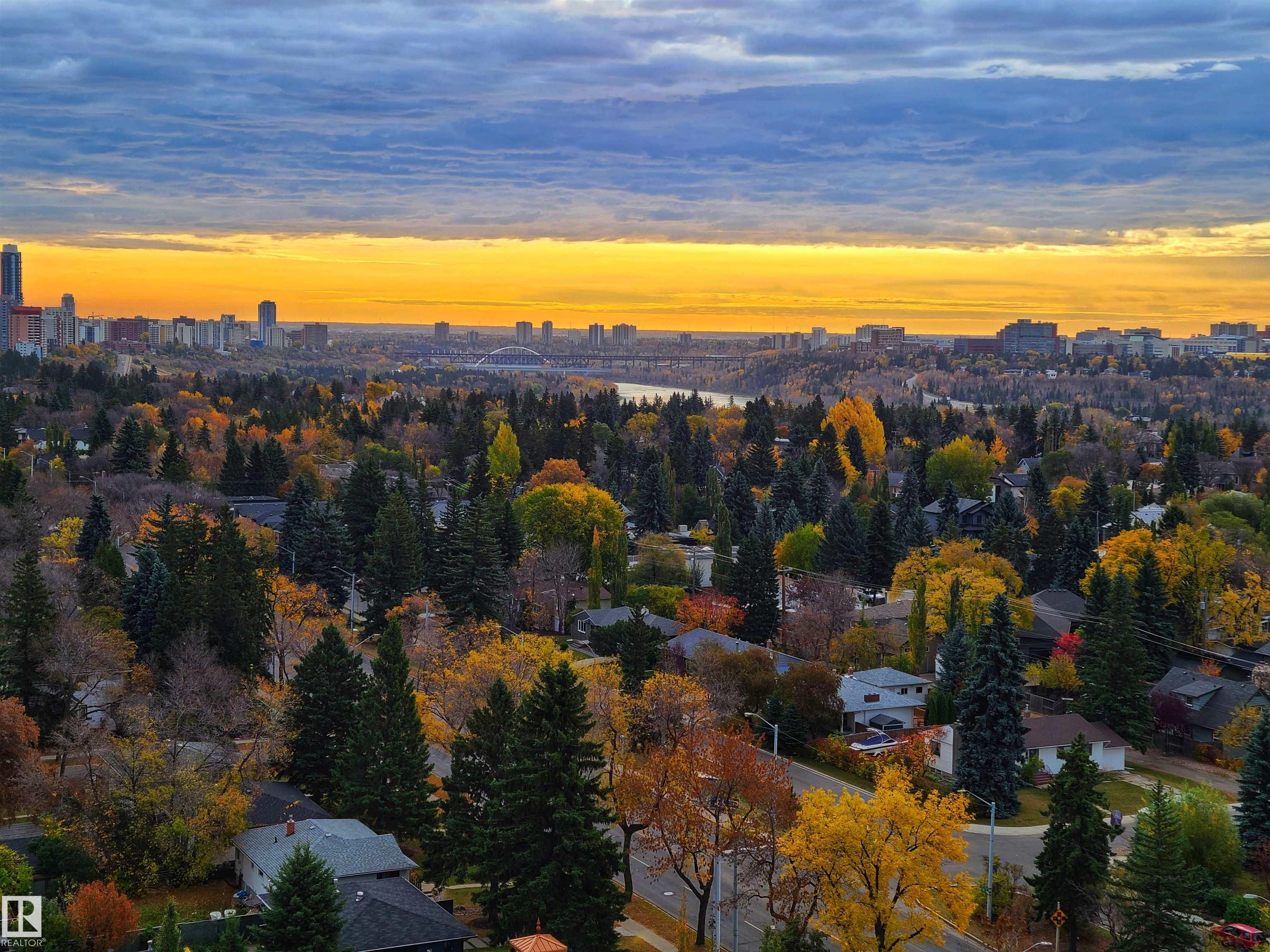 Third View of 1513 13910 STONY PLAIN Road, Glenora, Edmonton, Alberta, T5N 3R2