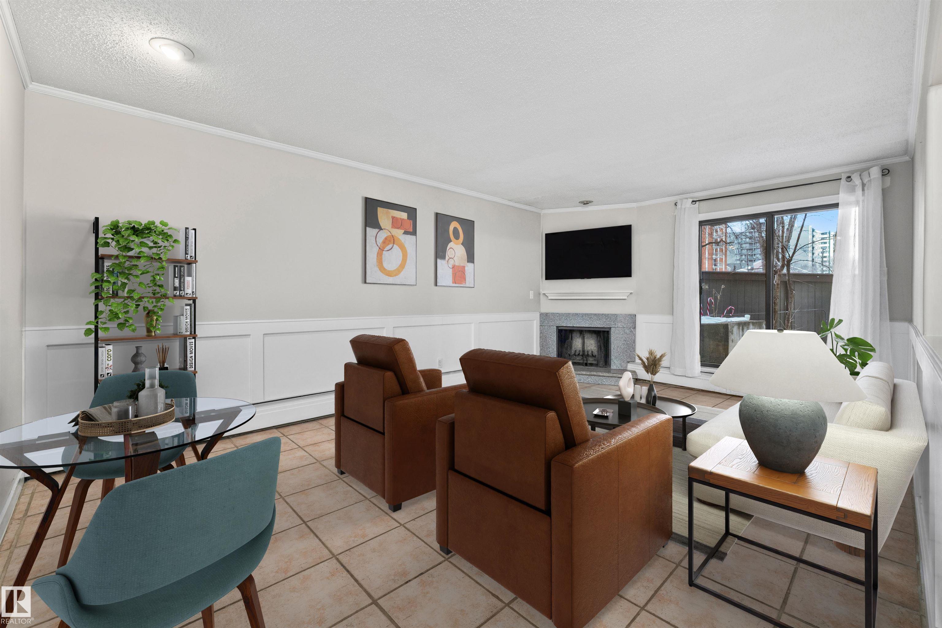 Second View of G9 10148 118 Street, Wîhkwêntôwin, Edmonton, Alberta, T5K 1Y4