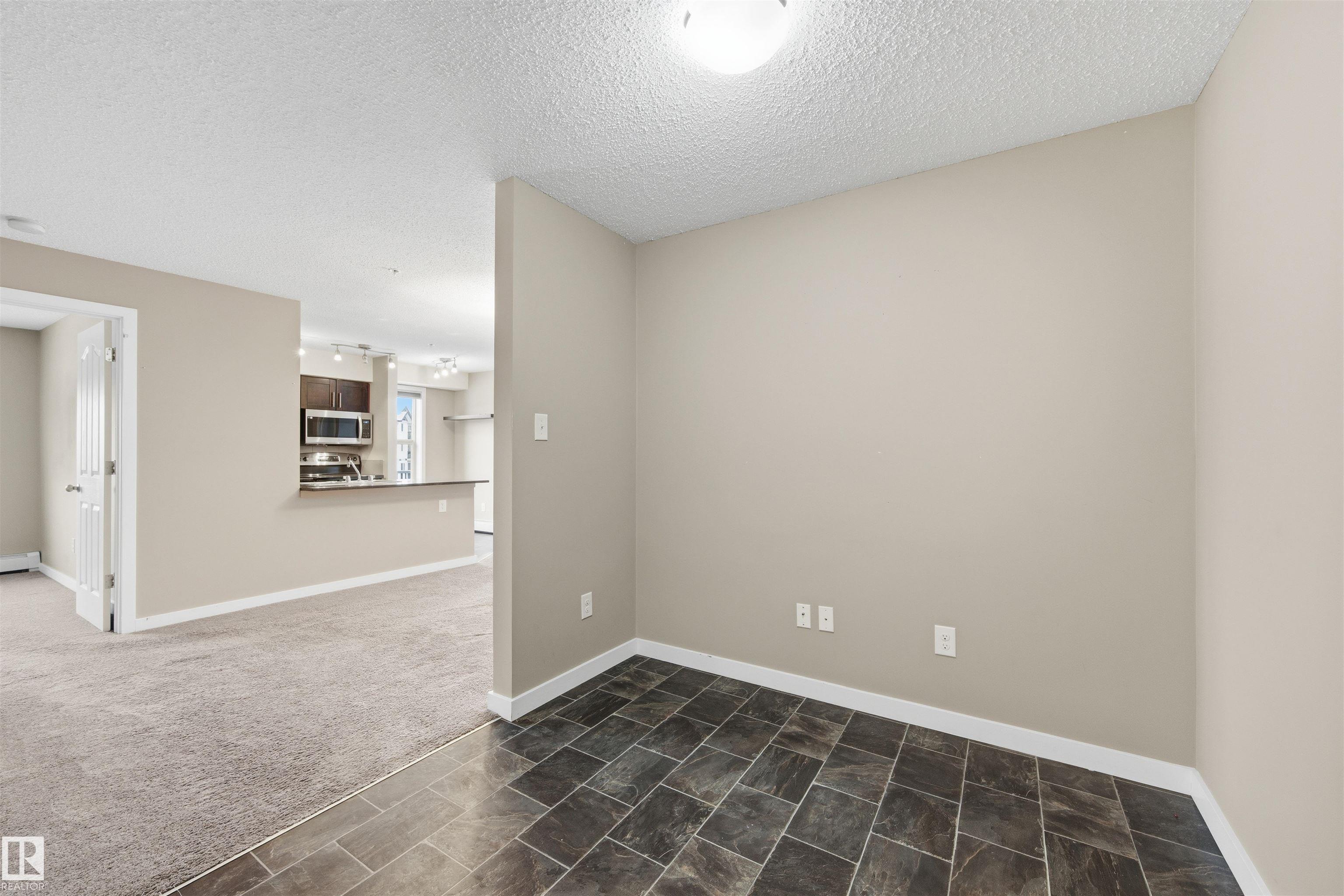 Fifth View of 221 1070 MCCONACHIE Boulevard, McConachie Area, Edmonton, Alberta, T5Y 0X1