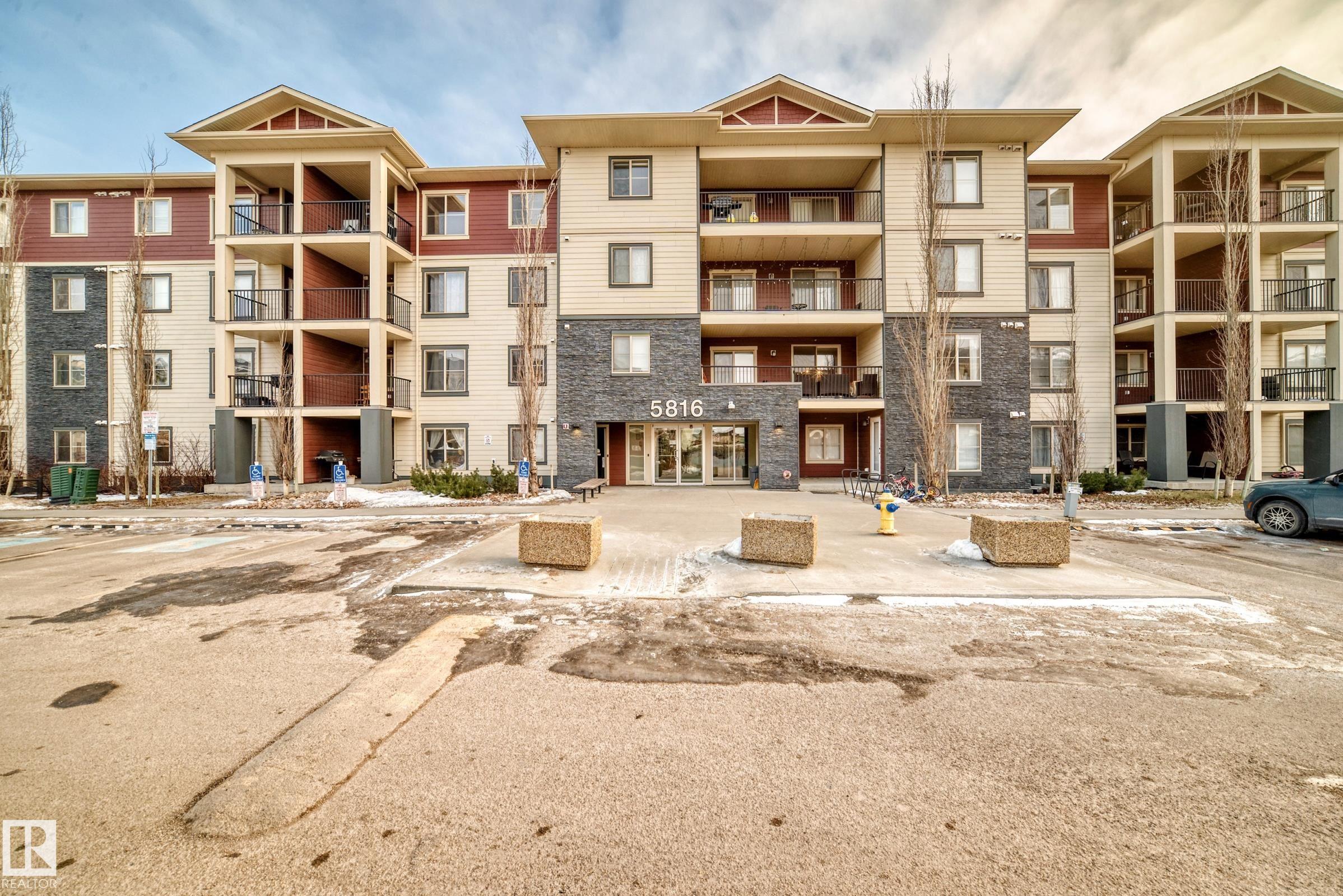 Second View of 117 5816 MULLEN Place, MacTaggart, Edmonton, Alberta, T6R 0W3