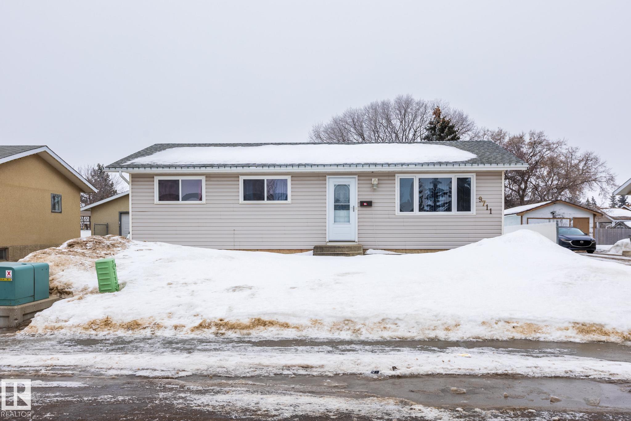 9711 100 Avenue, E4471927, Alberta,