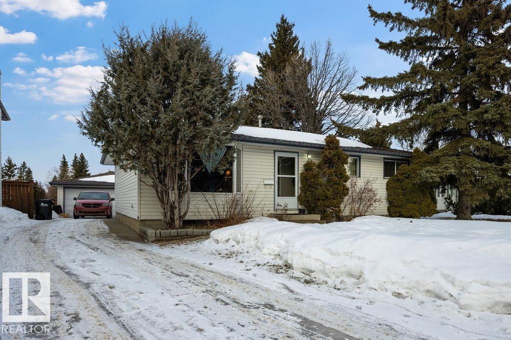 16 GLENGARRY Crescent, E4472061, Alberta,