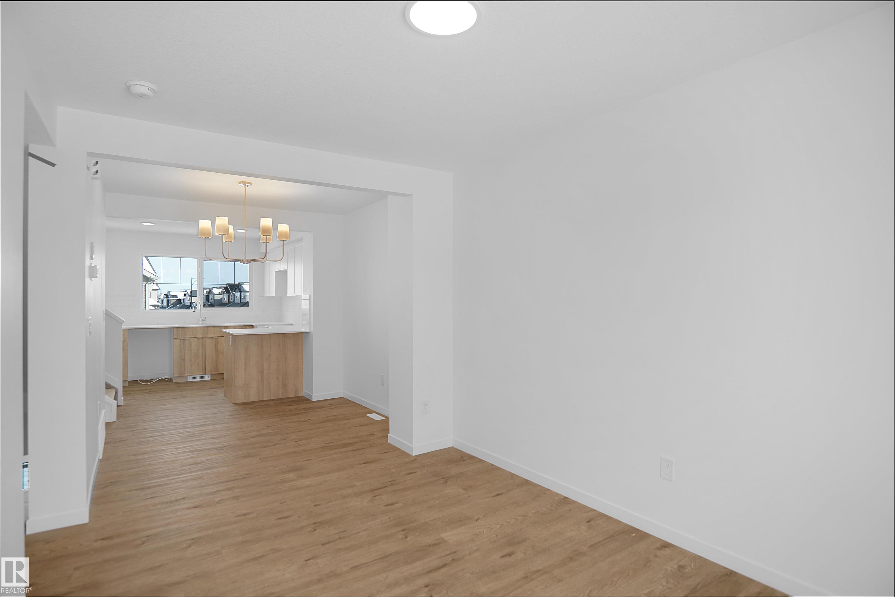 Fifth View of 27 531 Merlin Landing, Hawks Ridge, Edmonton, Alberta, T5S 0L9