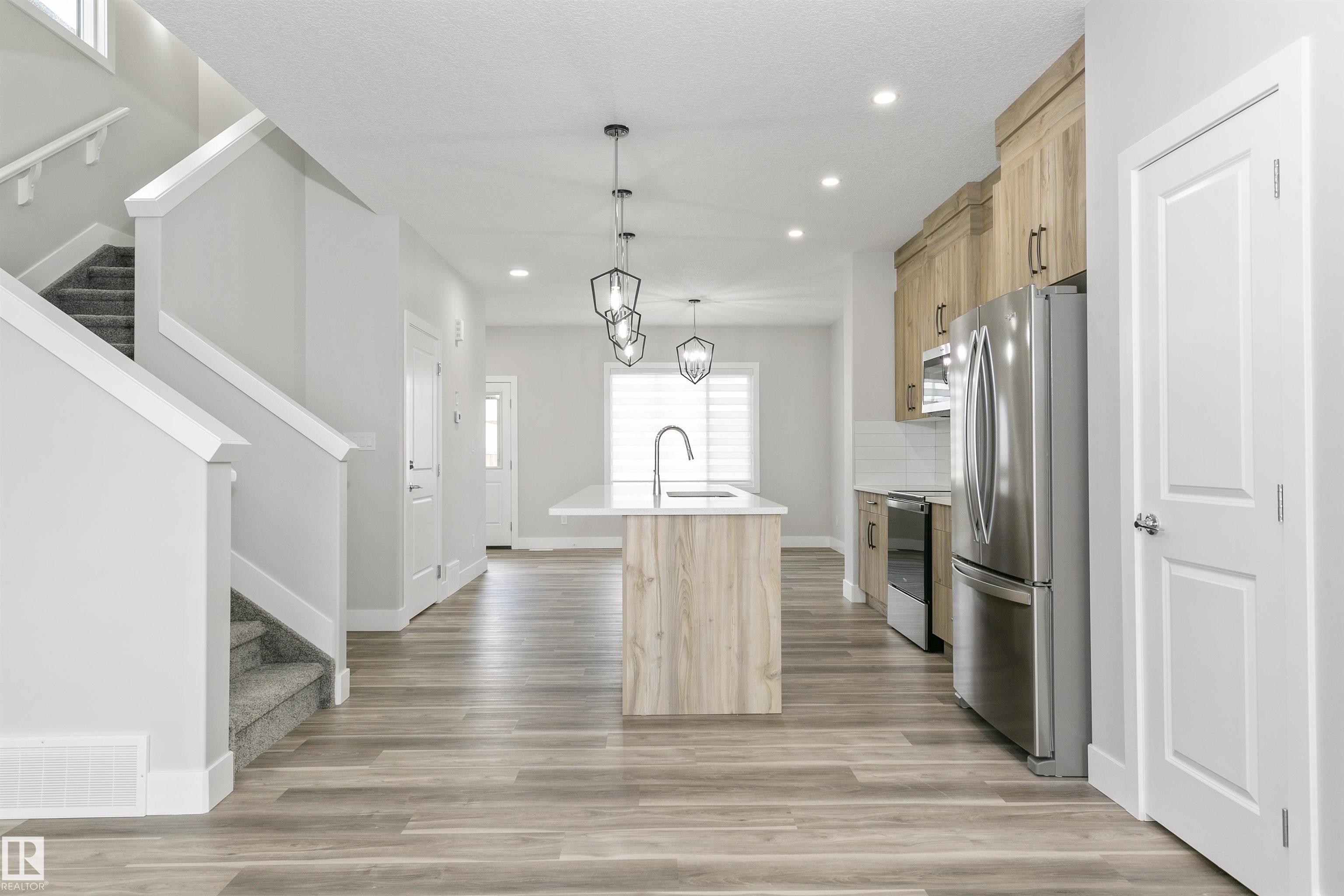 Fifth View of 5060 CHAPPELLE Road, Chappelle Area, Edmonton, Alberta, T6W 4H7