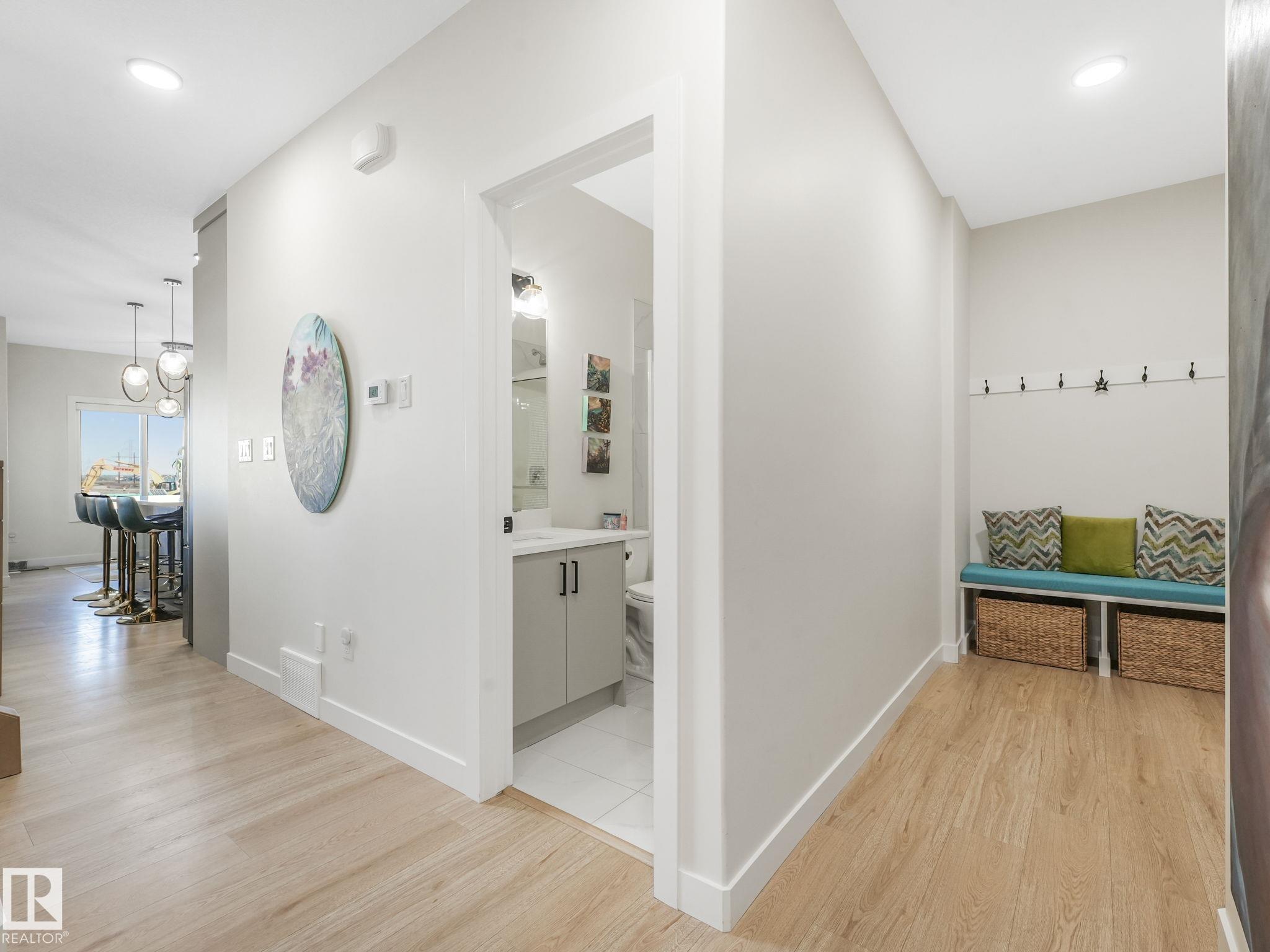 Fifth View of 3063 200 Street, The Uplands, Edmonton, Alberta, T6M 1N7