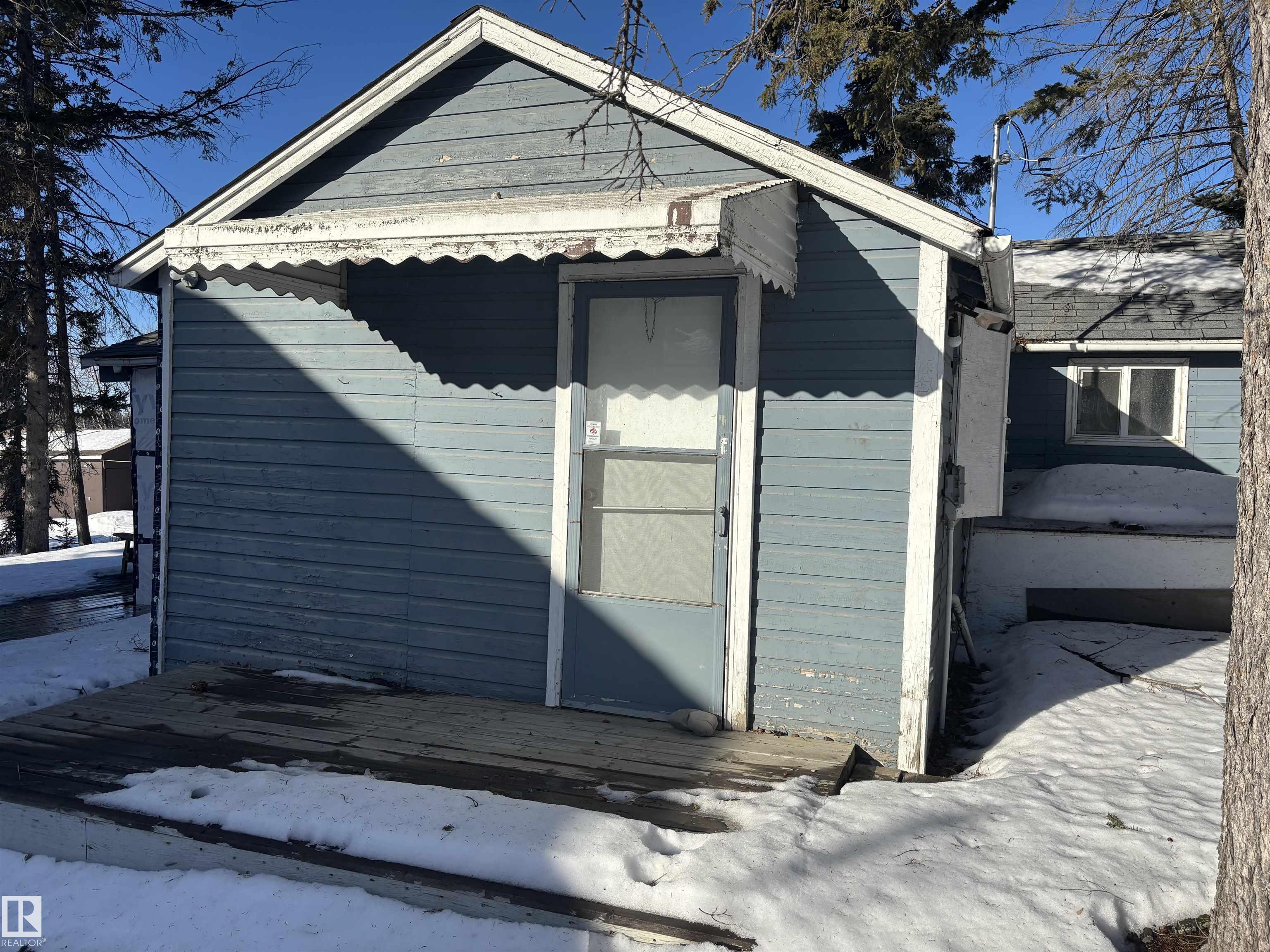 251 Lakeshore DR, E4472497, Alberta,