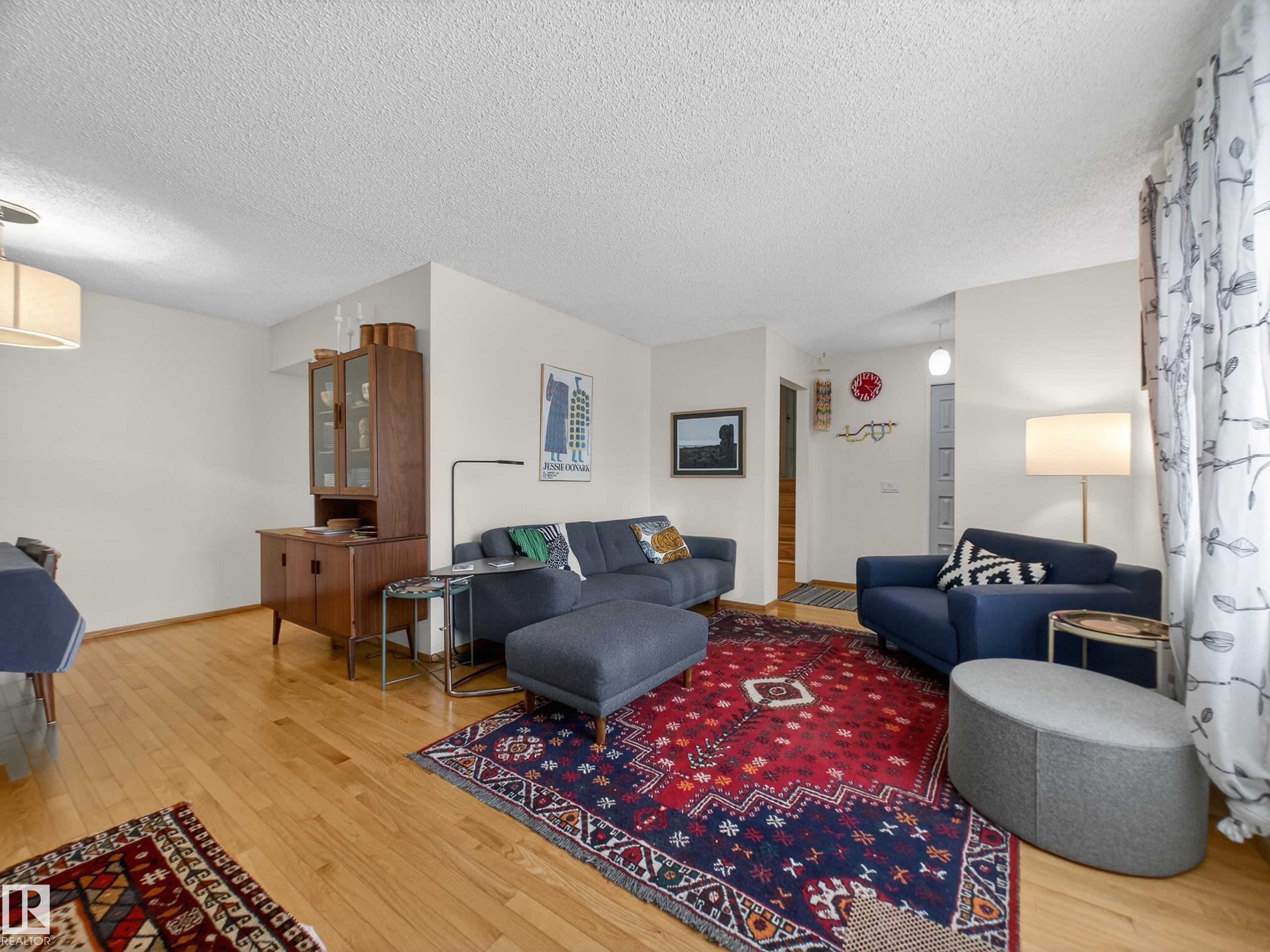 Fifth View of 11008 40 Avenue, Rideau Park (Edmonton), Edmonton, Alberta, T6J 0P8