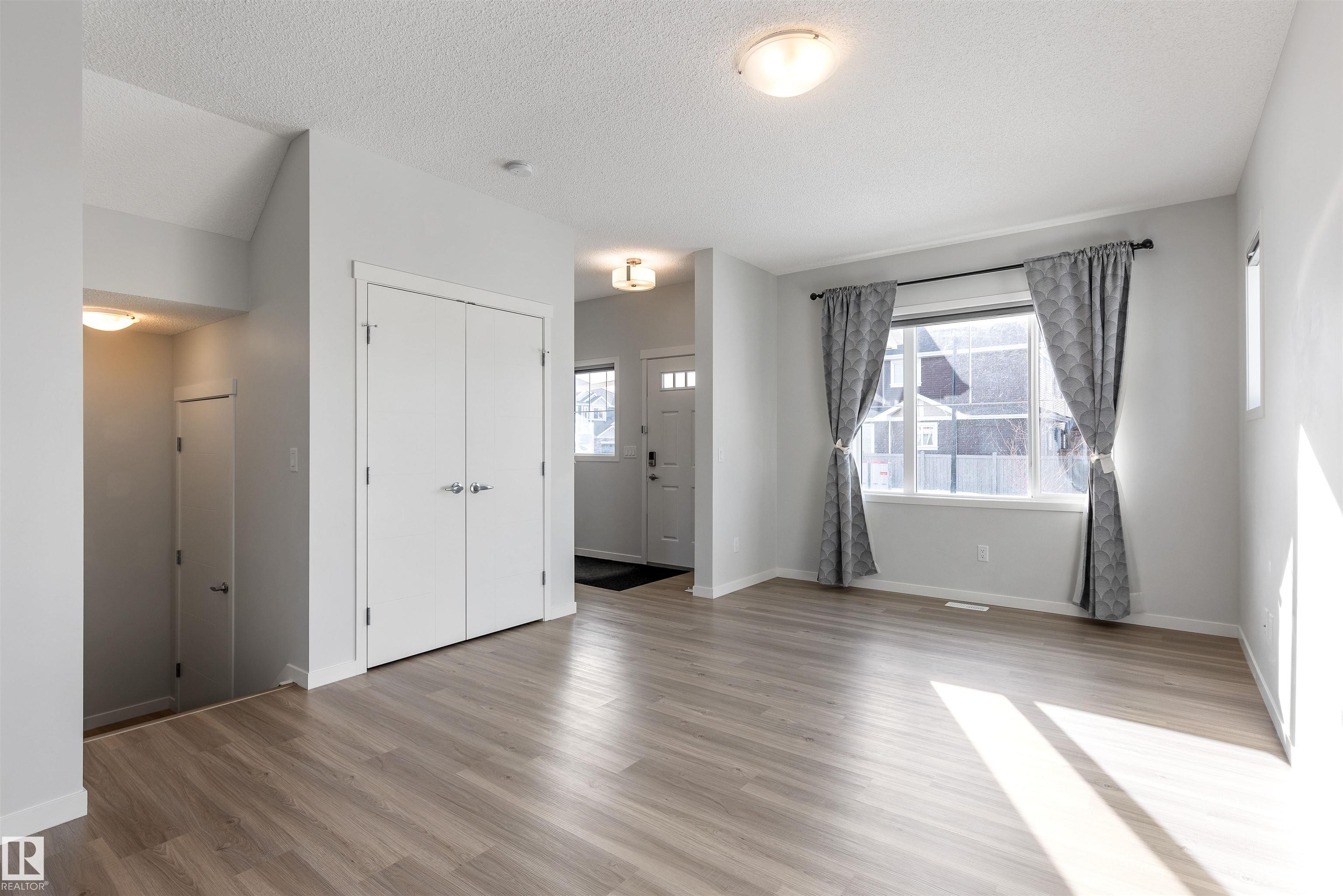 Fifth View of 579 EBBERS Way, Ebbers, Edmonton, Alberta, T5Y 3T8