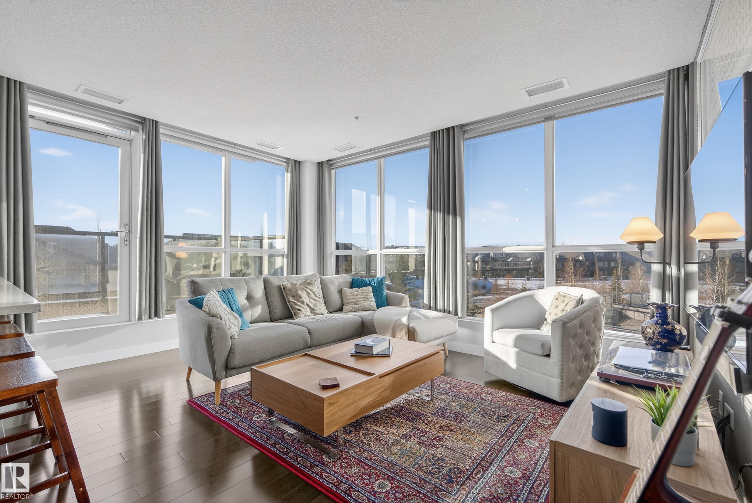 201 5151 WINDERMERE Boulevard, E4472784, Alberta,