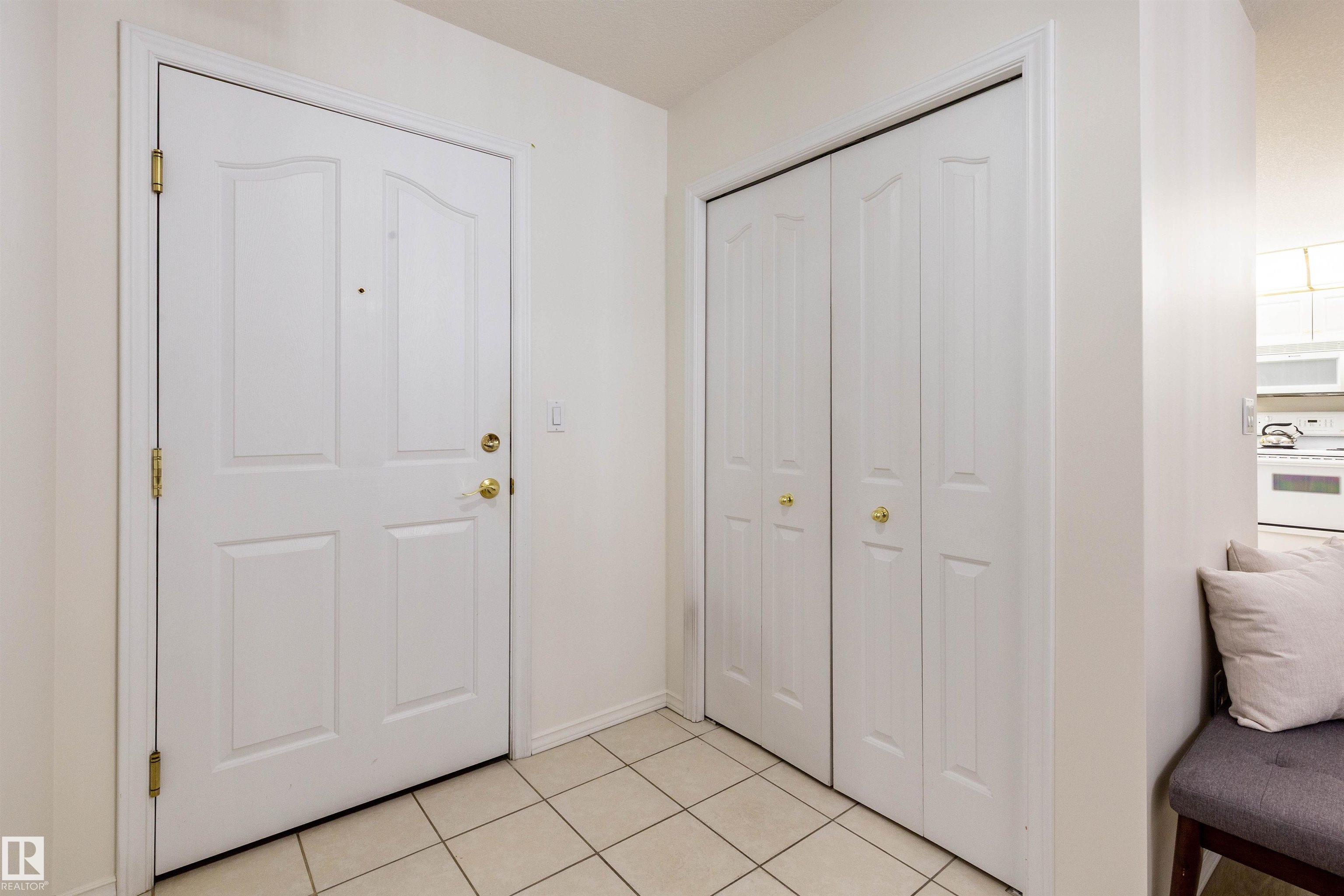 Third View of 120 6703 172 Street, Callingwood South, Edmonton, Alberta, T5T 6H9