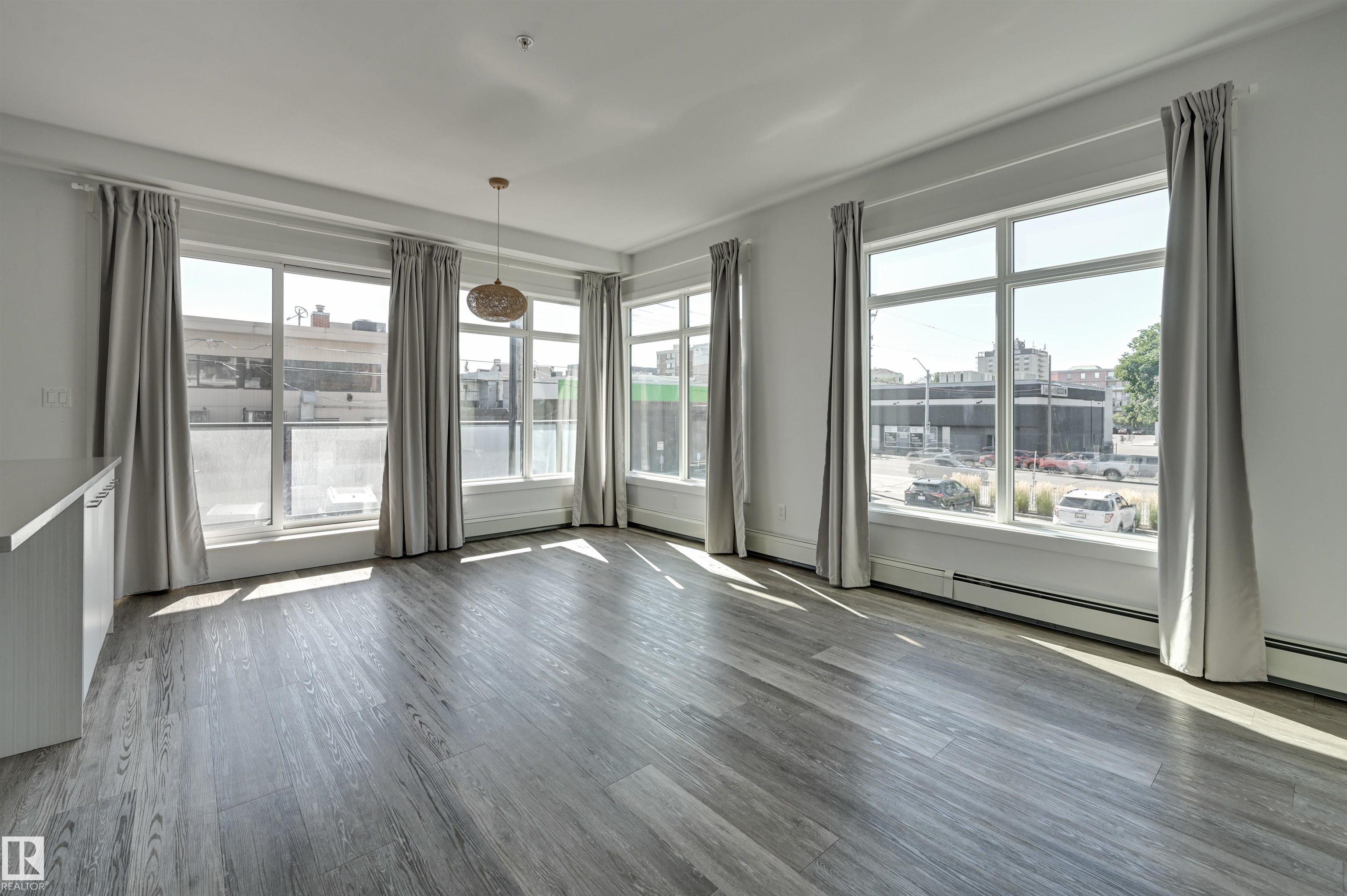 Fourth View of 206 10837 83 Avenue, Garneau, Edmonton, Alberta, T6E 2E6