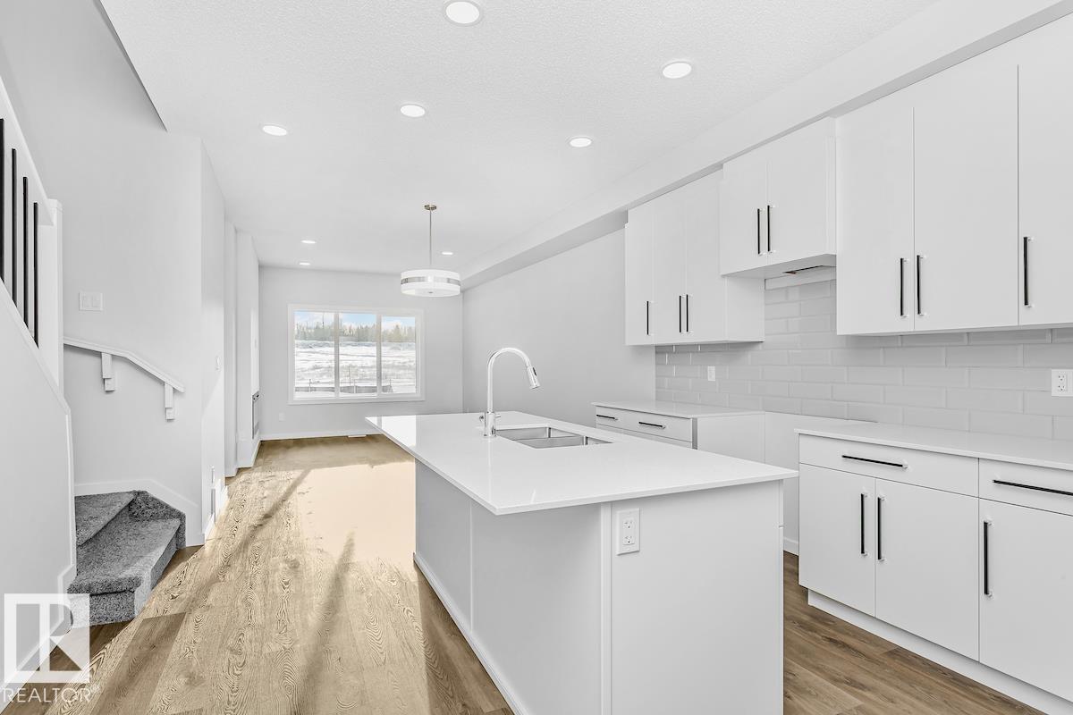 Fourth View of 4293 KINGLET Drive, Kinglet Gardens, Edmonton, Alberta, T5S 0W6