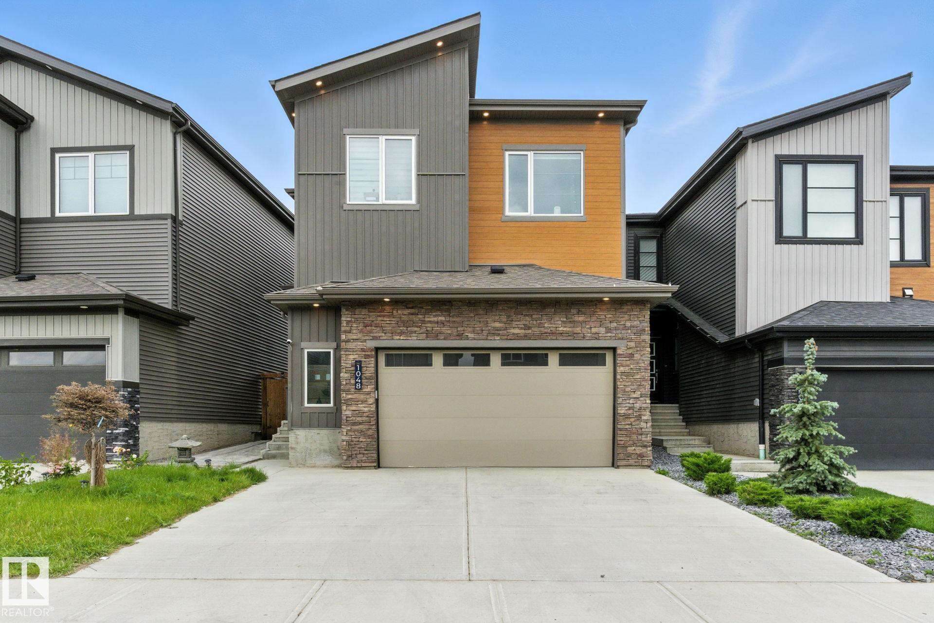 1048 GOLDFINCH Way NW, E4473281, Alberta,