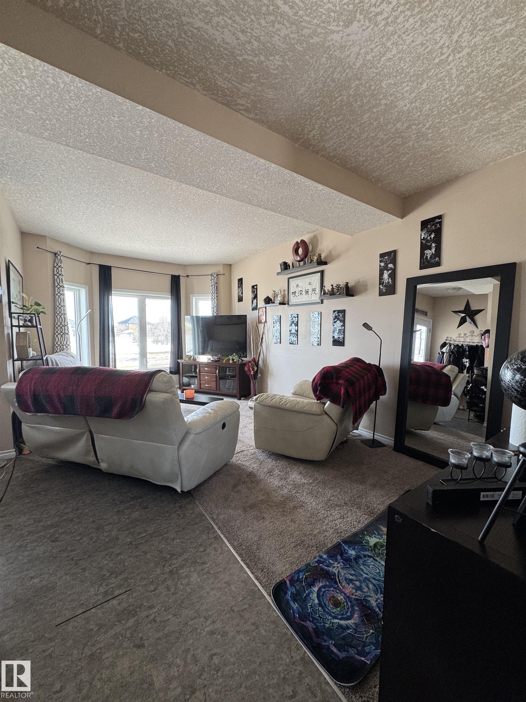 Third View of 5926 47 Street, Vegreville, Vegreville, Alberta, T9C 1X3