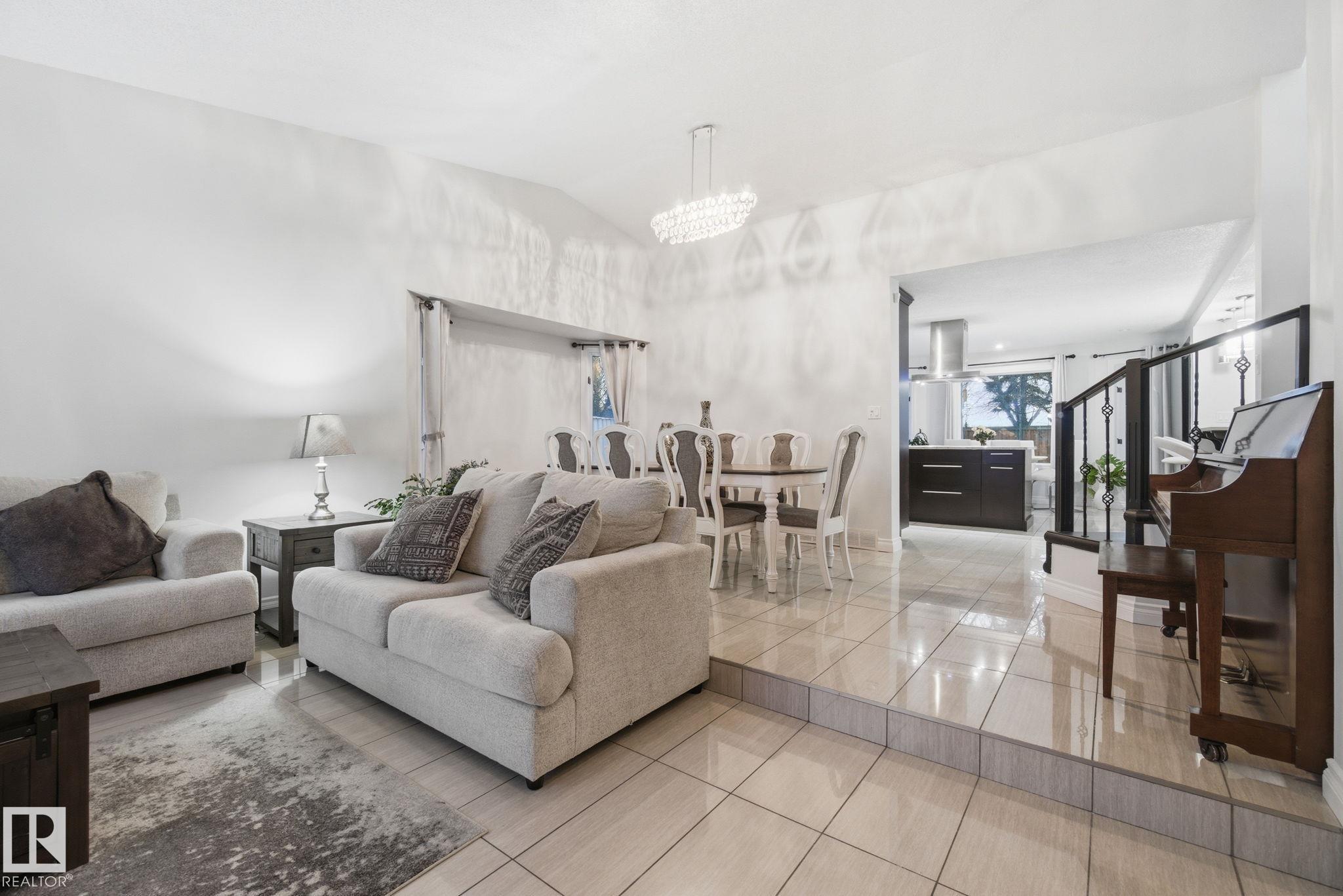 Fourth View of 13812 120 Street, Carlisle, Edmonton, Alberta, T5X 5B8