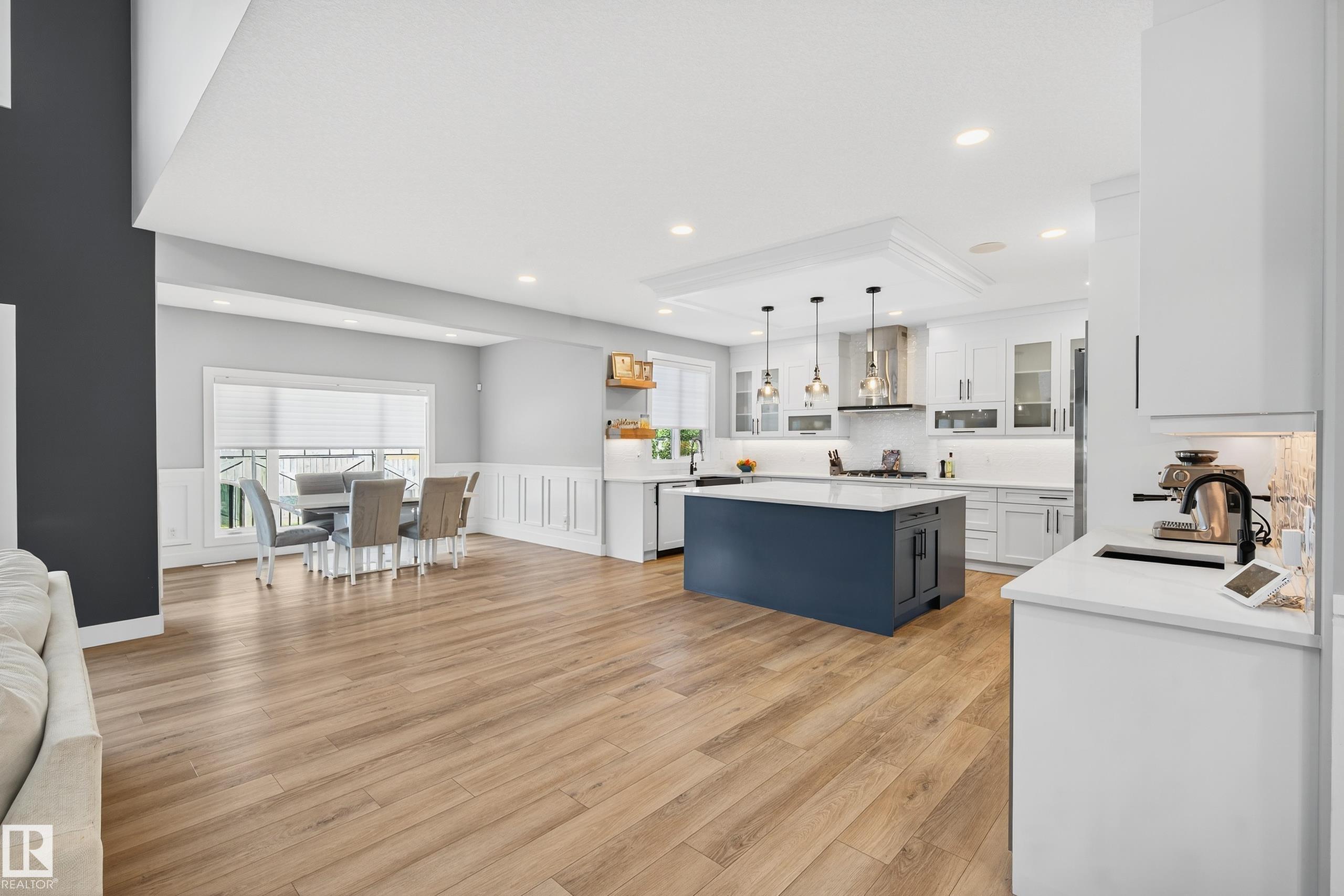 Third View of 3912 GINSBURG Crescent, Granville (Edmonton), Edmonton, Alberta, T5T 4V1