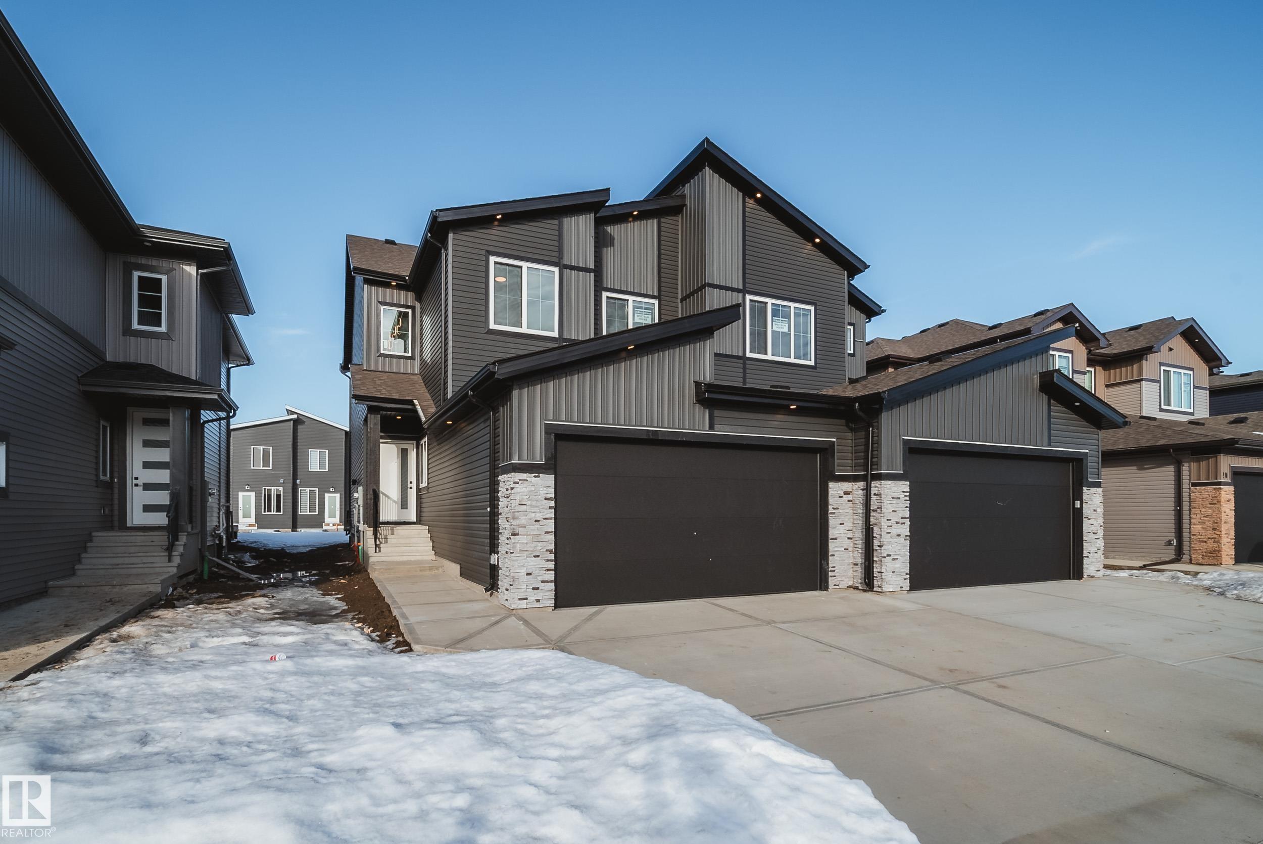 24 BLACKBIRD Bend, E4473571, Alberta,