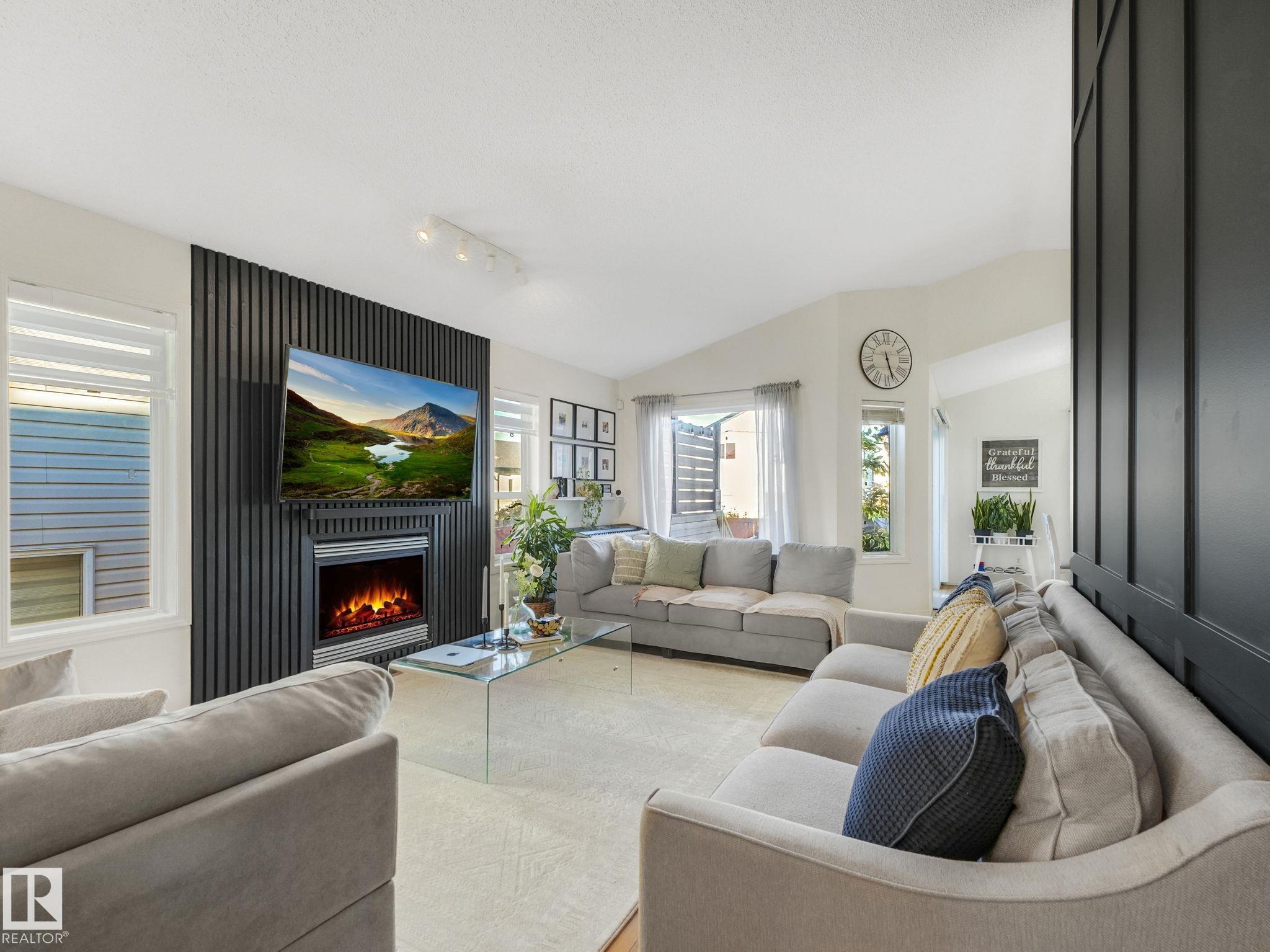 3239 21 Street, E4473651, Alberta,