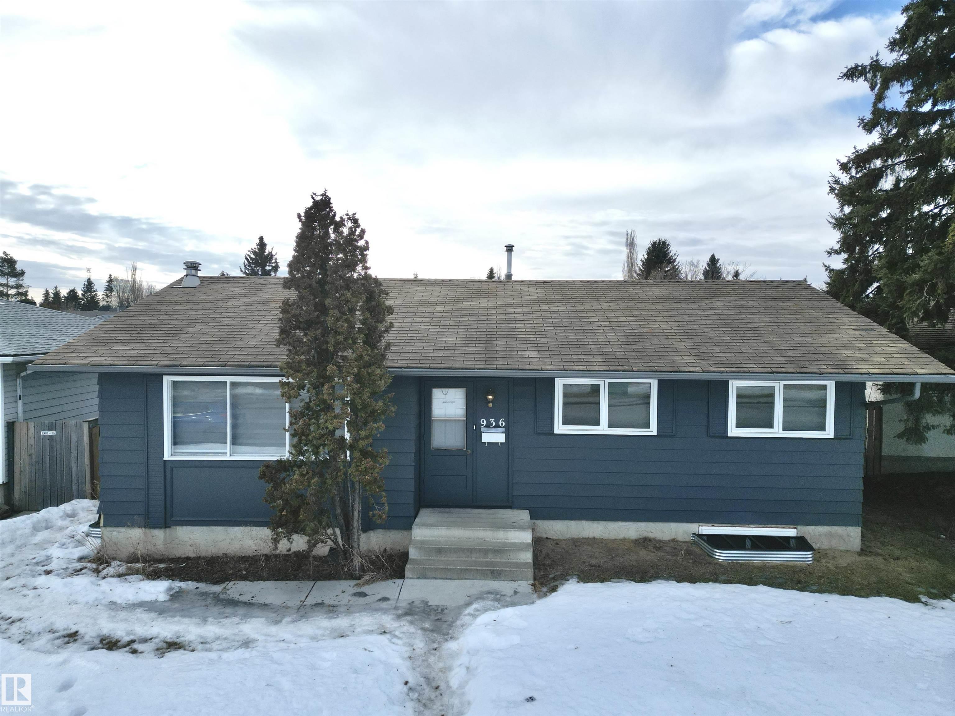 936 KNOTTWOOD Road S, E4473693, Alberta,