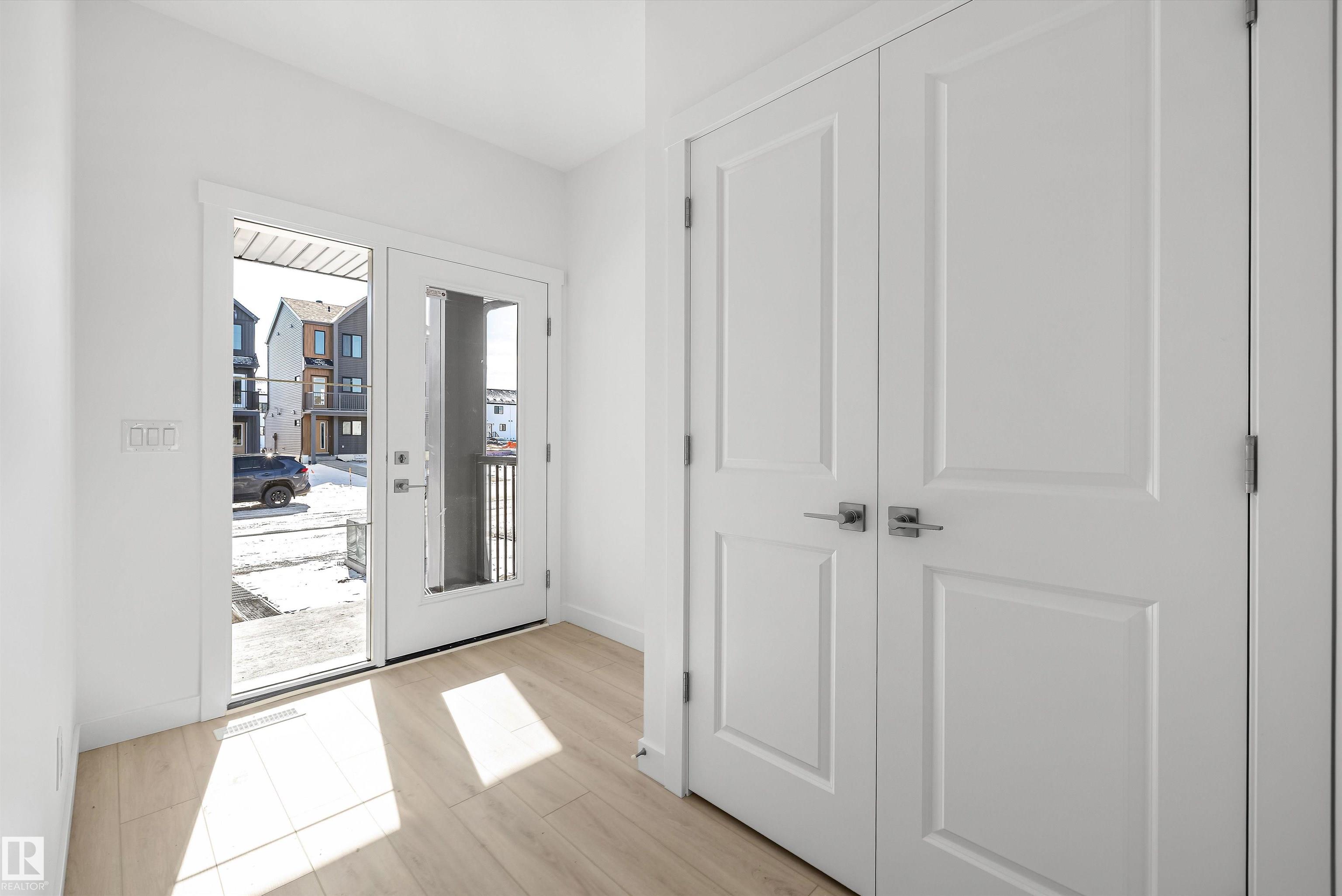 Third View of 636 176 Avenue, Marquis, Edmonton, Alberta, T5Y 4K3