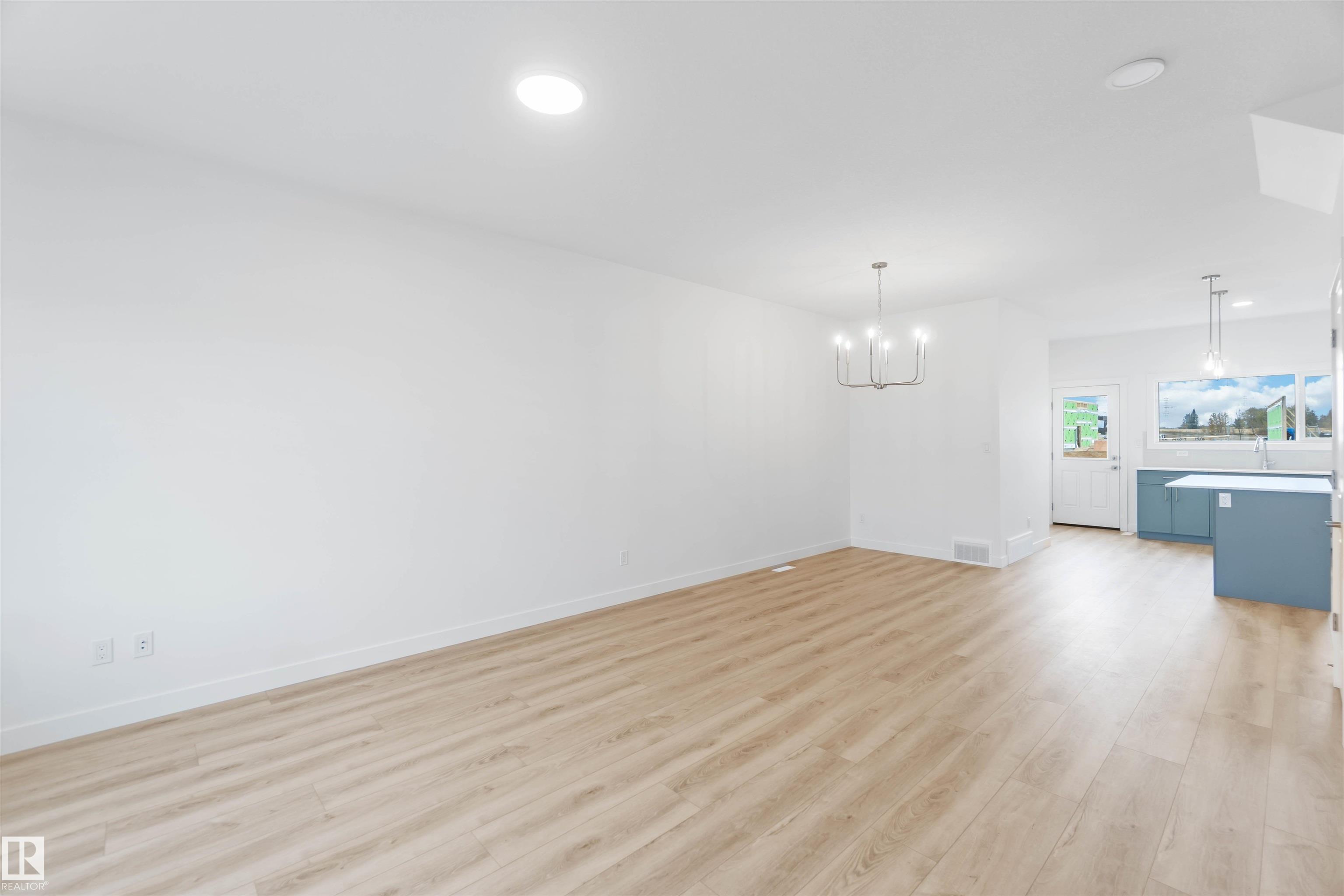 Fifth View of 428 176 Avenue, Marquis, Edmonton, Alberta, T5Y 4J7