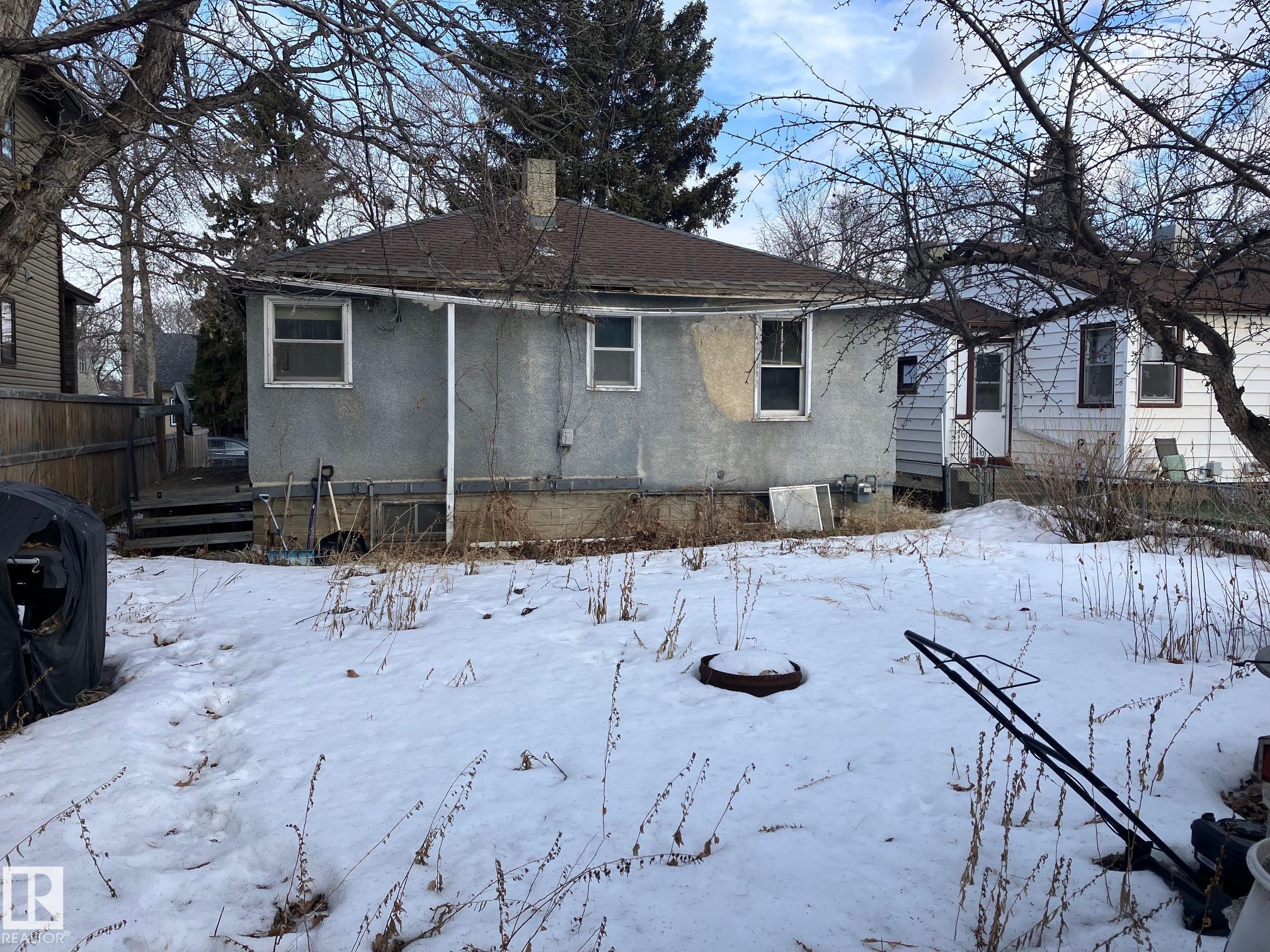 Third View of 7913 78 Avenue, King Edward Park, Edmonton, Alberta, T6C 0N1