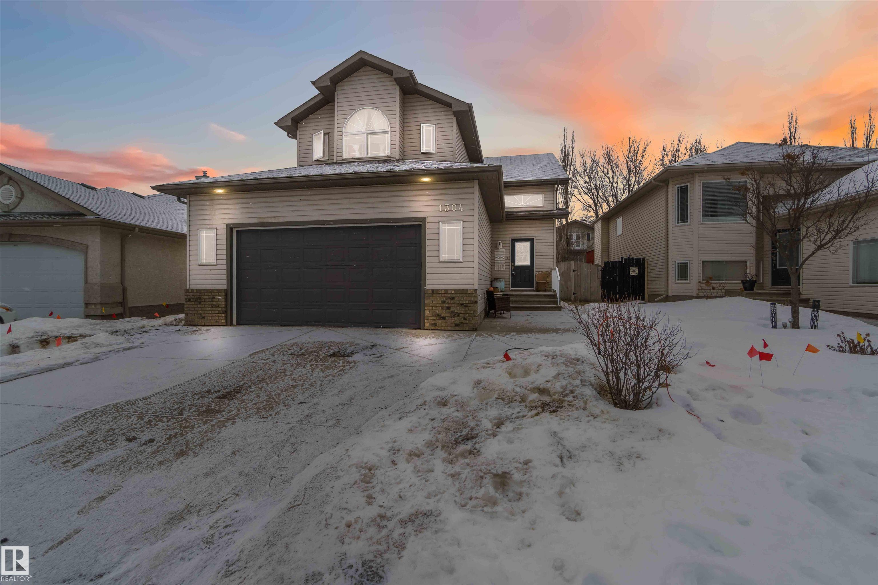 1304 OAKLAND Crescent, E4473984, Alberta,