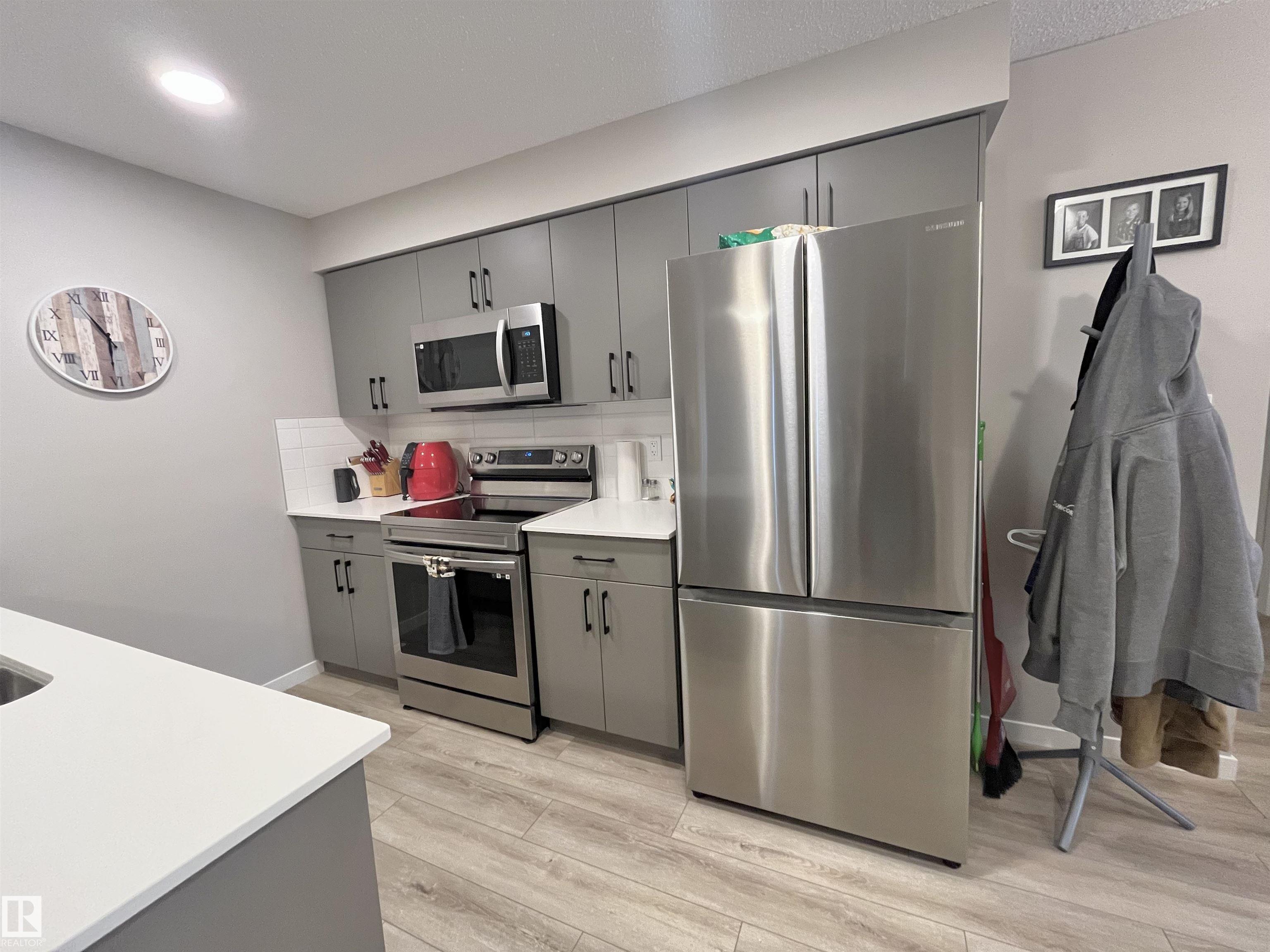 Second View of 104 50 MCLAUGHLIN Drive, McLaughlin_SPGR, Spruce Grove, Alberta, T7X 0E1