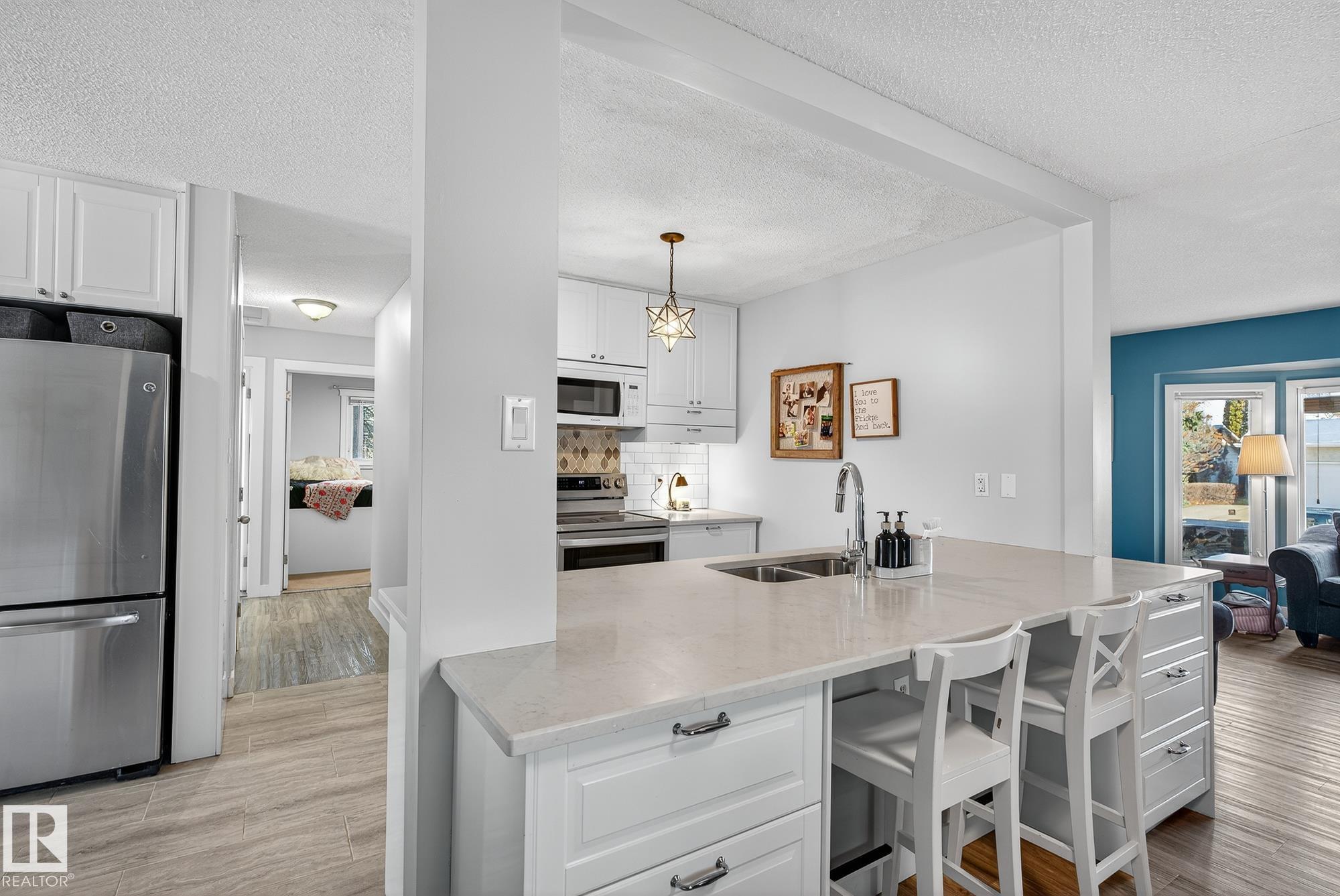 Fourth View of 26 WOODFIELD Drive, Woodbridge Farms, Sherwood Park, Alberta, T8A 4A3