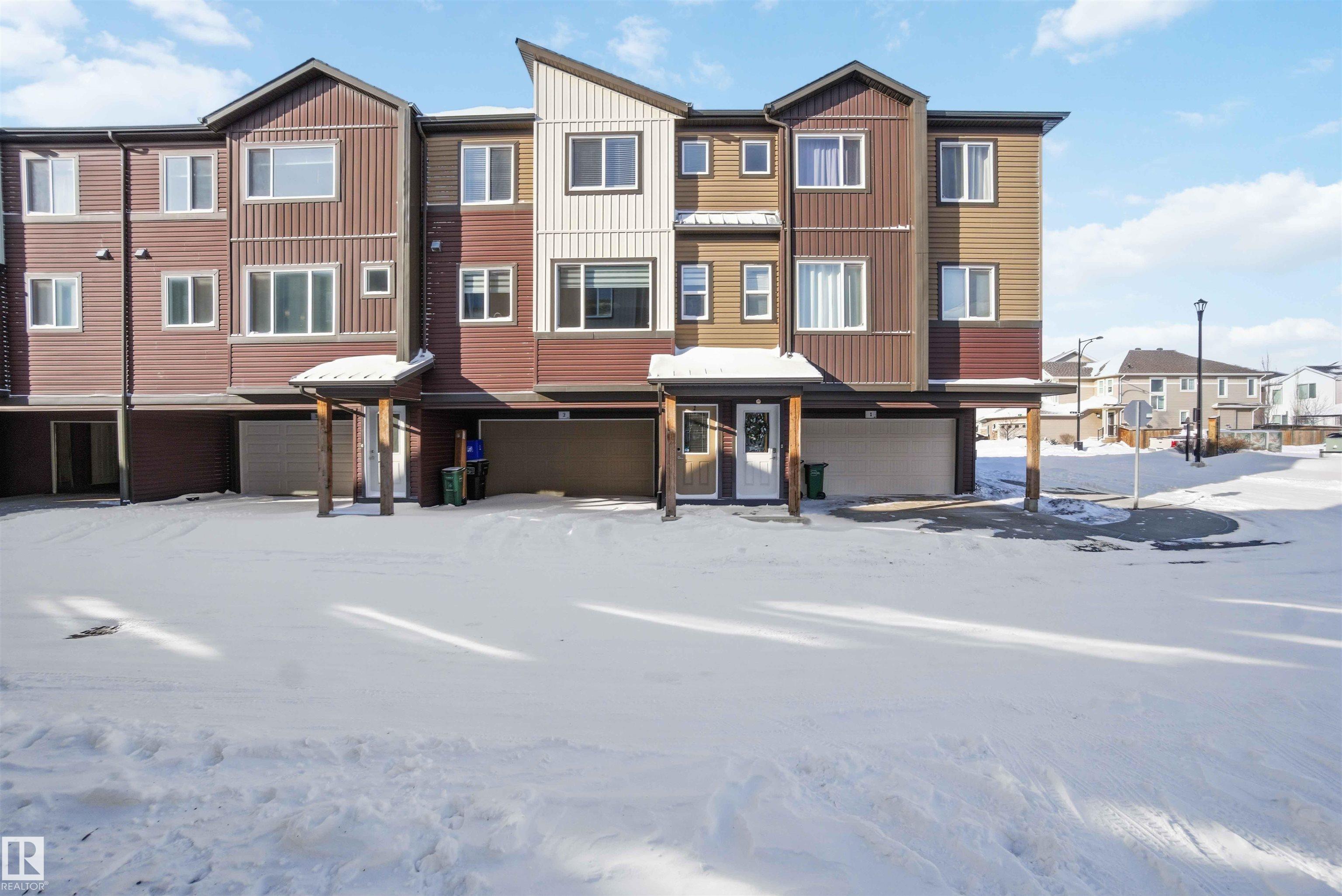 Second View of 2 16903 68 Street, Schonsee, Edmonton, Alberta, T5Z 0R1