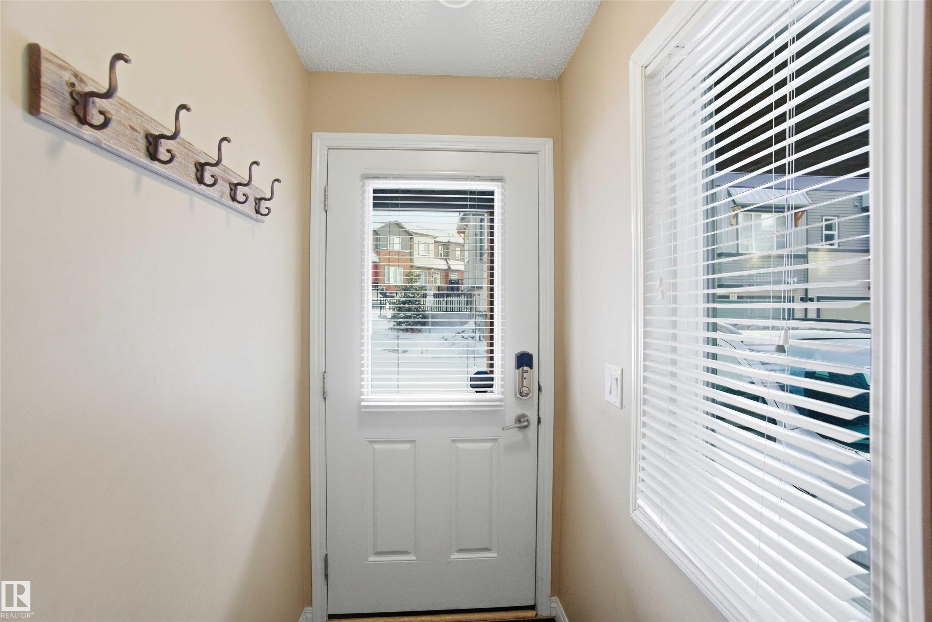 Fifth View of 2 16903 68 Street, Schonsee, Edmonton, Alberta, T5Z 0R1