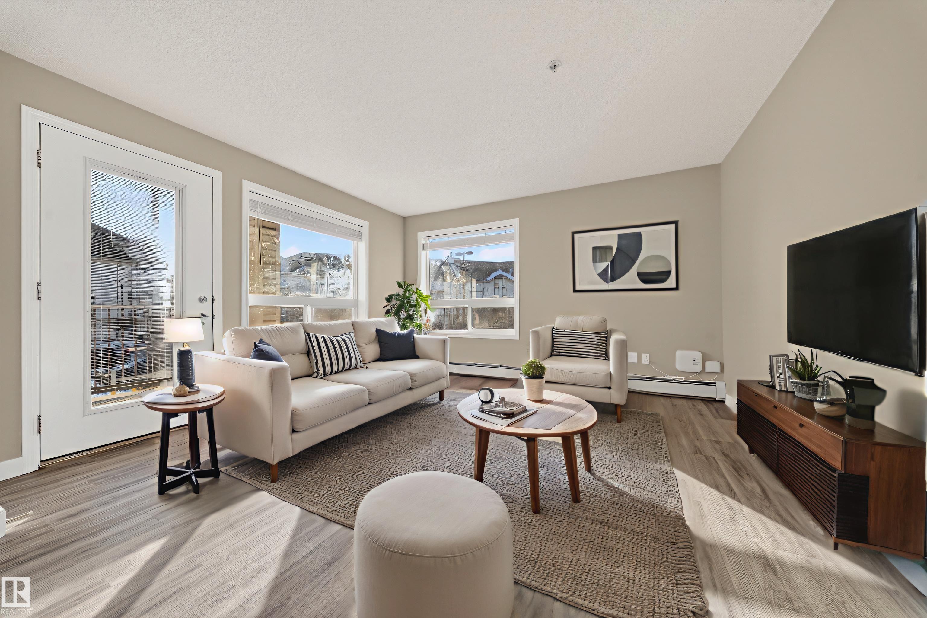 1205 330 CLAREVIEW STATION Drive, E4474296, Alberta,